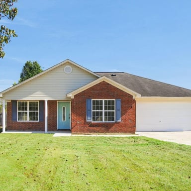 Property photo 1 of 437 Shady Ln
