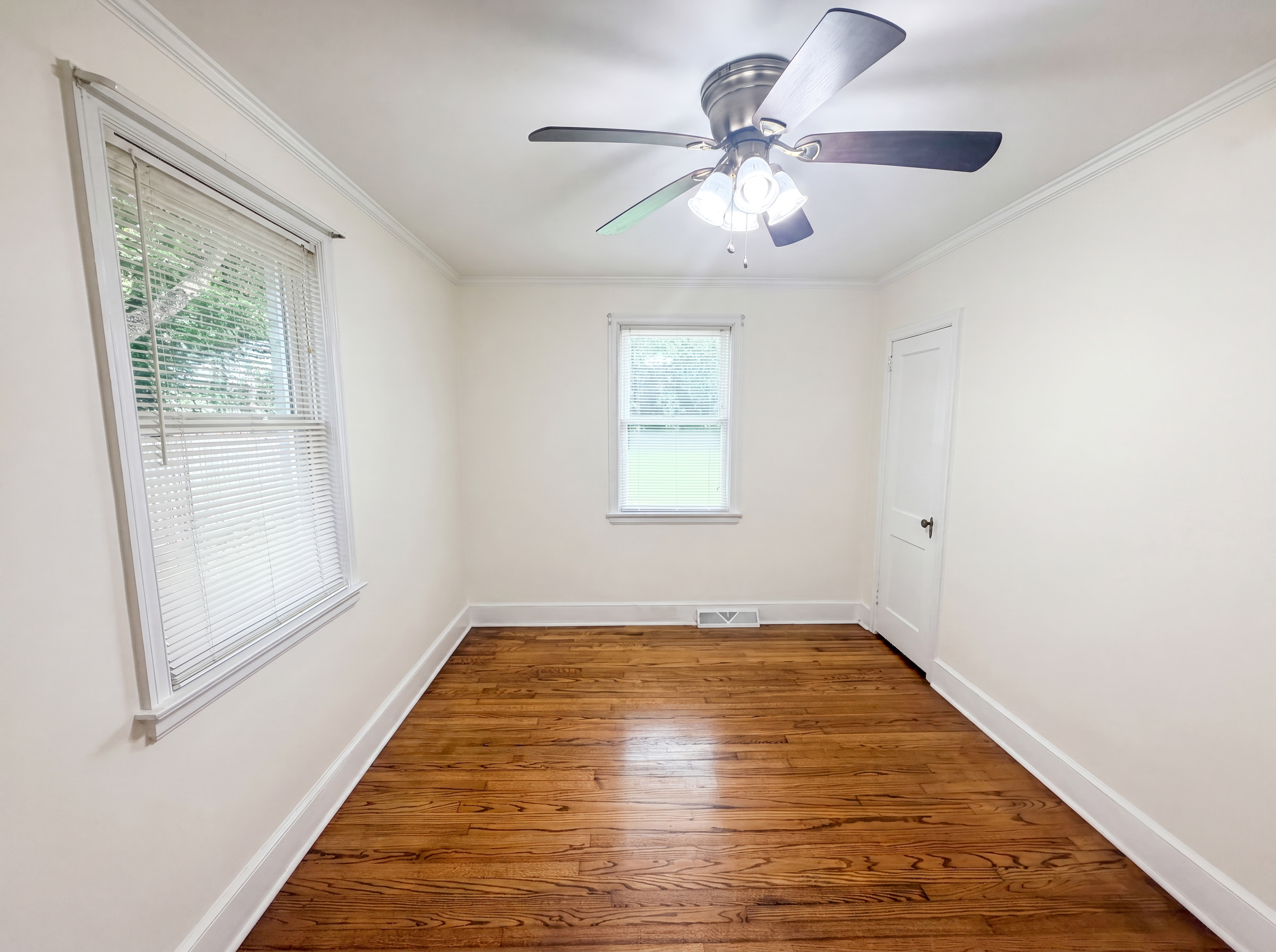 Photo 4 of 23 of 1558 Hazelwood Rd, Columbia, SC