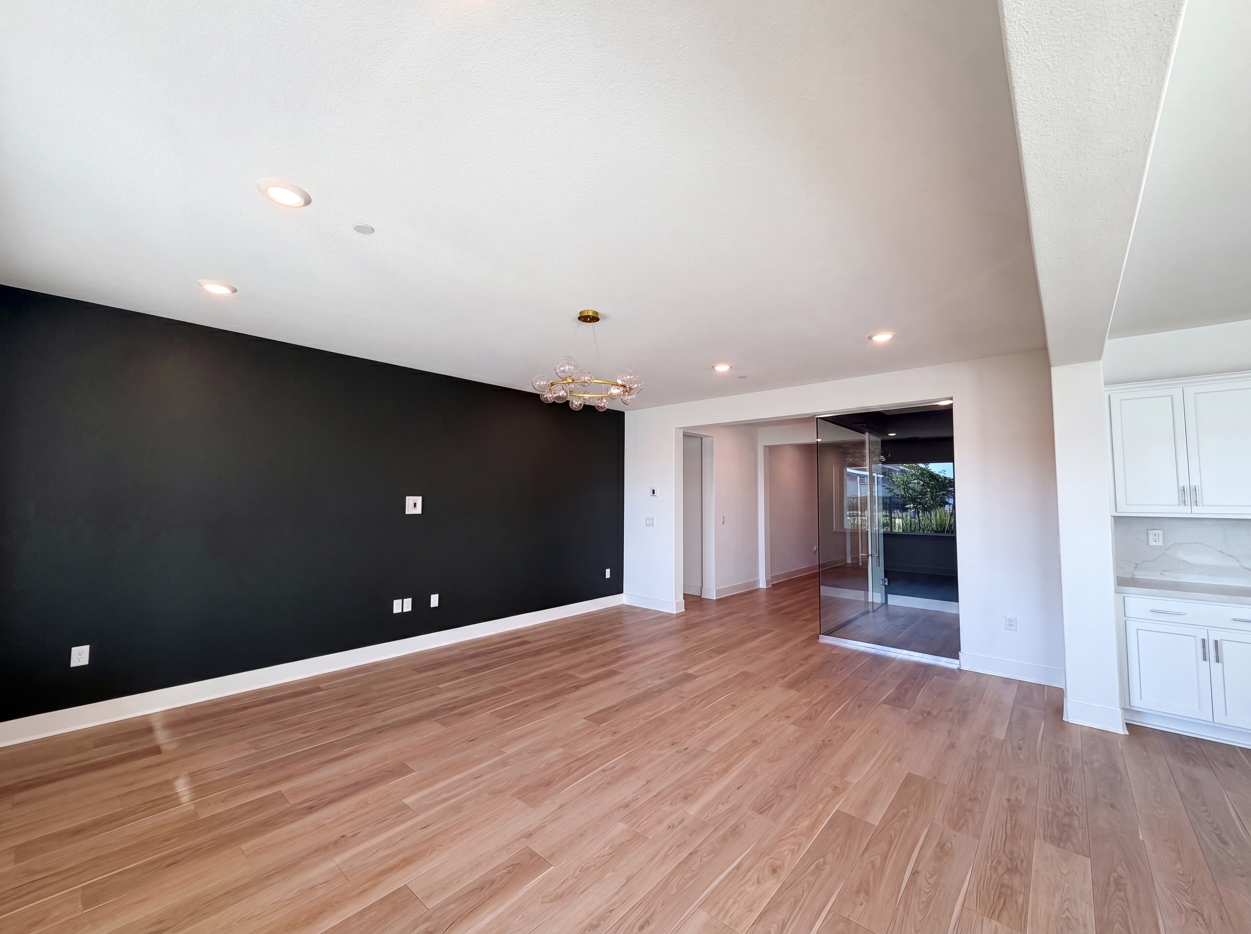 Photo 8 of 50 of 2743 Irish Meadow Way, Lathrop, CA