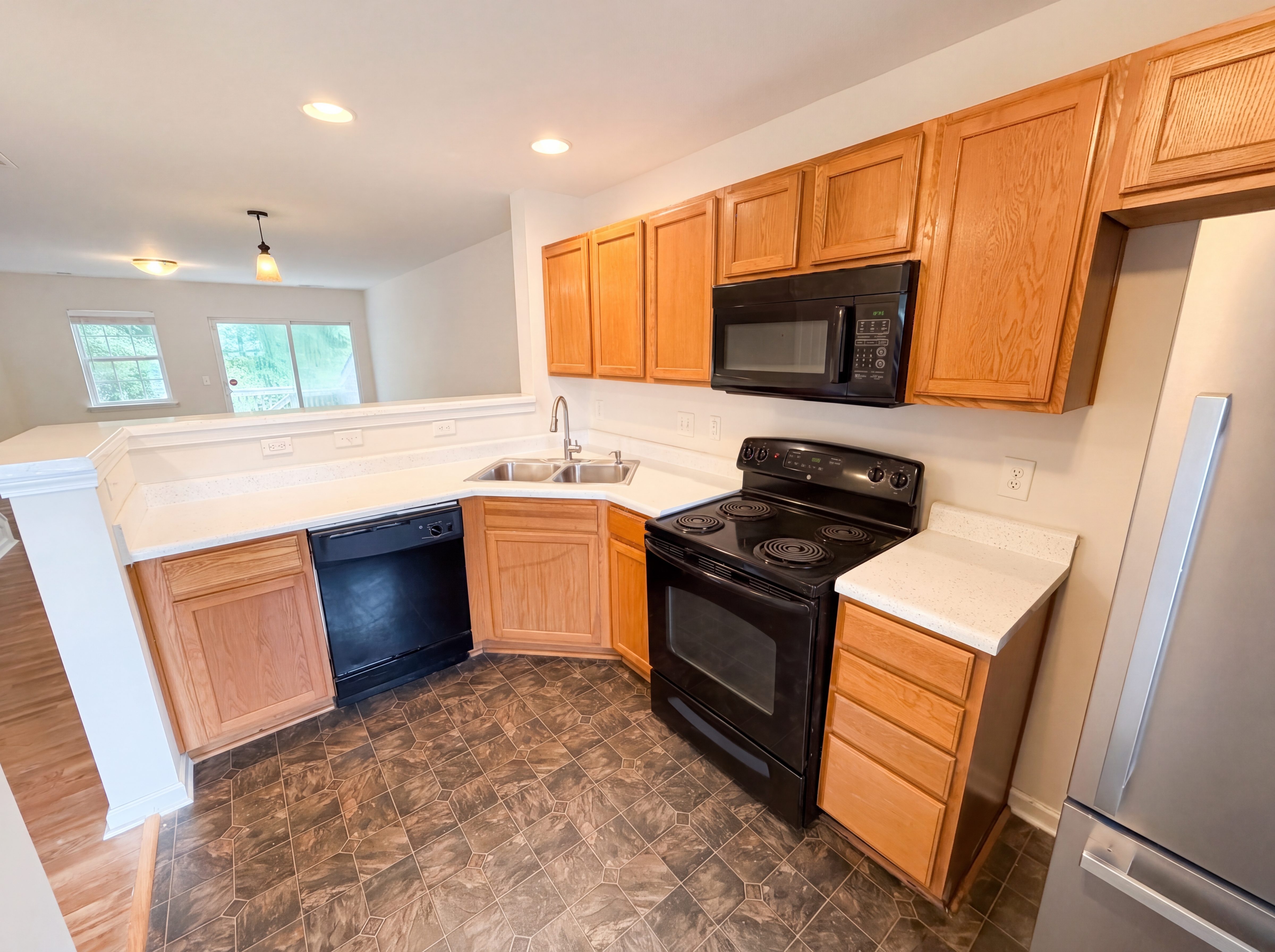 Photo 2 of 21 of 10114 Ballyclare Ct, Charlotte, NC
