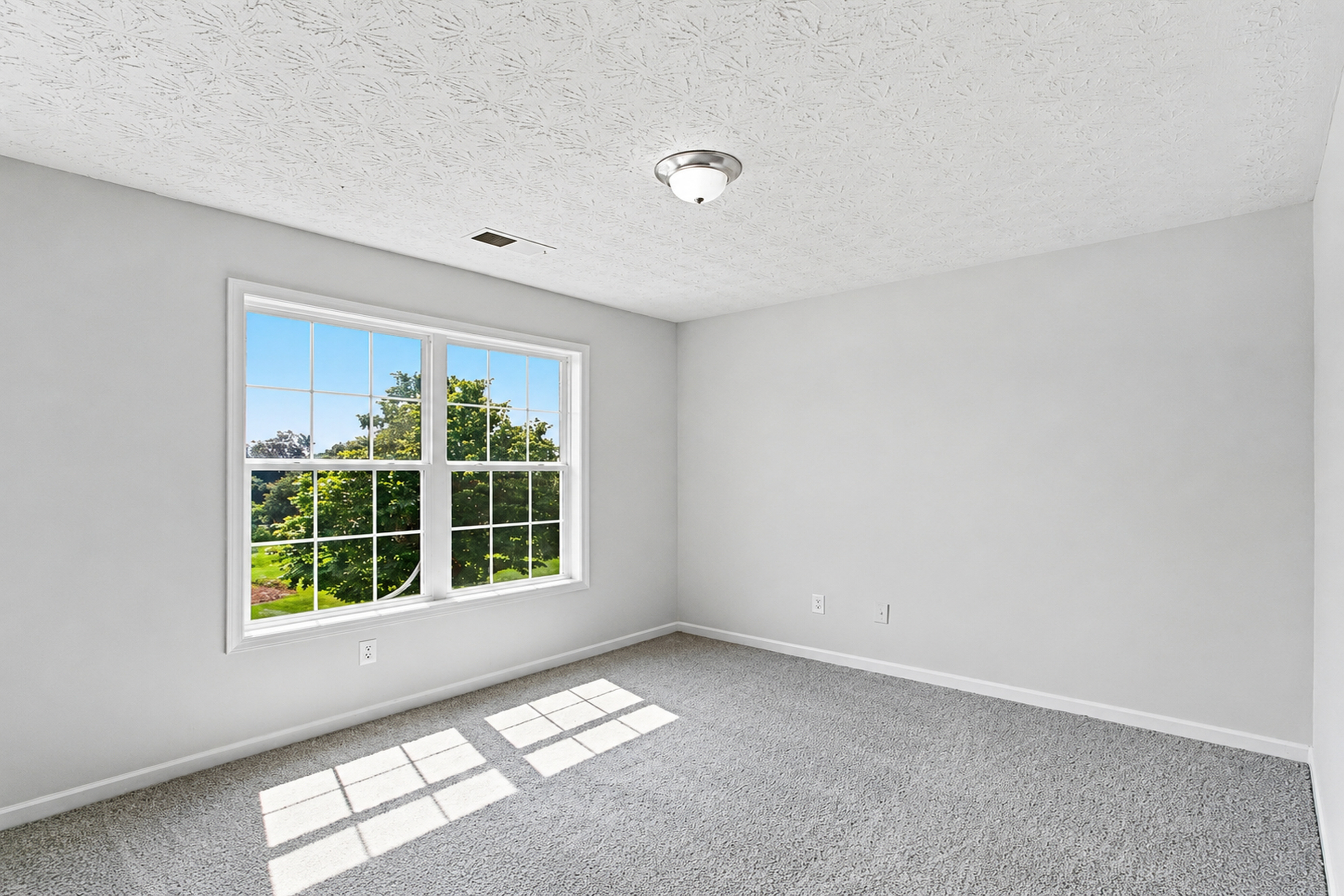 Photo 17 of 41 of 225 Avonlea Dr, Covington, GA