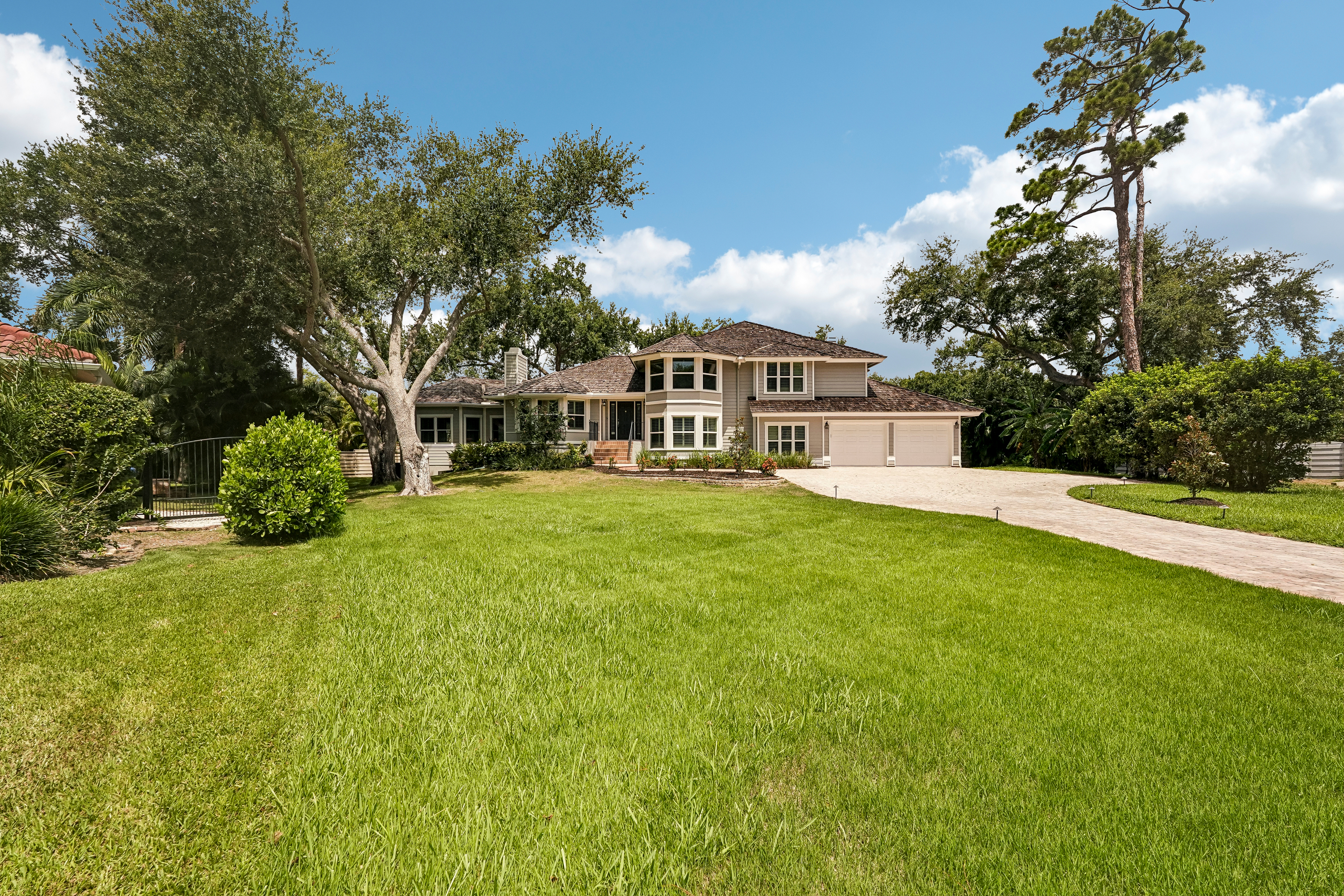 Photo 6 of 68 of 1675 Landings Ln, Sarasota, FL