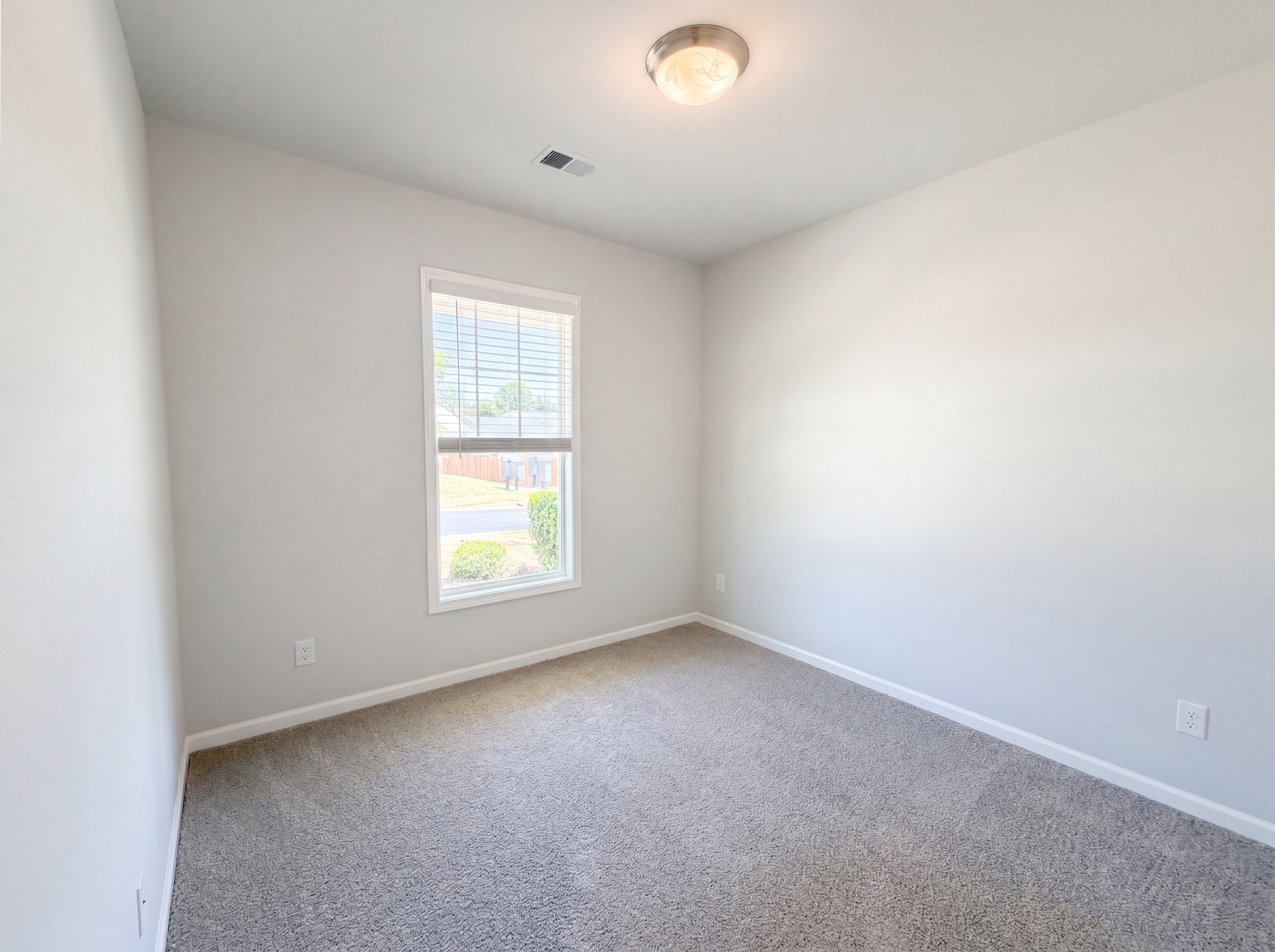 Photo 11 of 28 of 217 Cassingham Ln, Boiling Springs, SC
