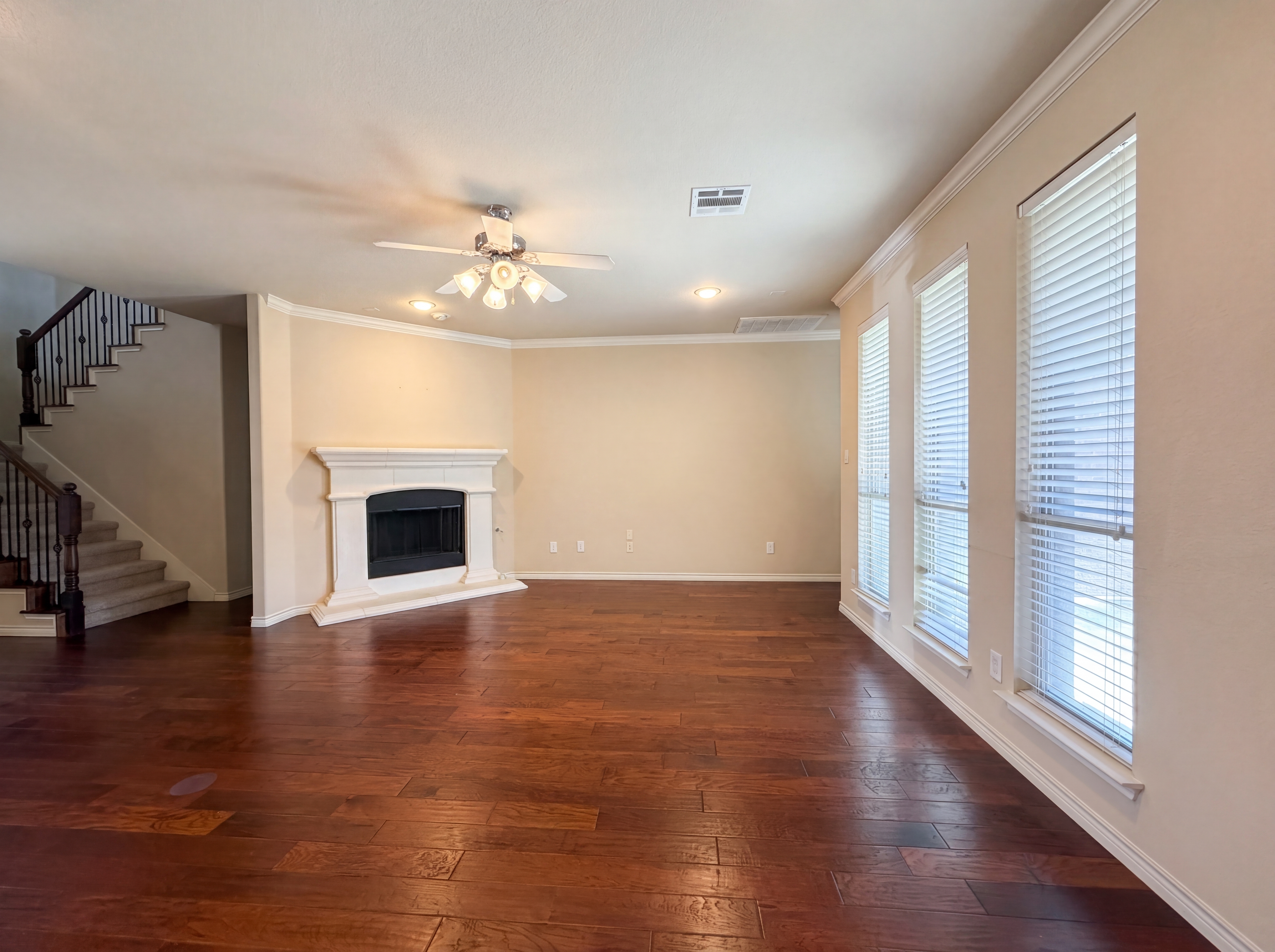 Photo 7 of 28 of 1608 Brushy Creek Ln, Allen, TX