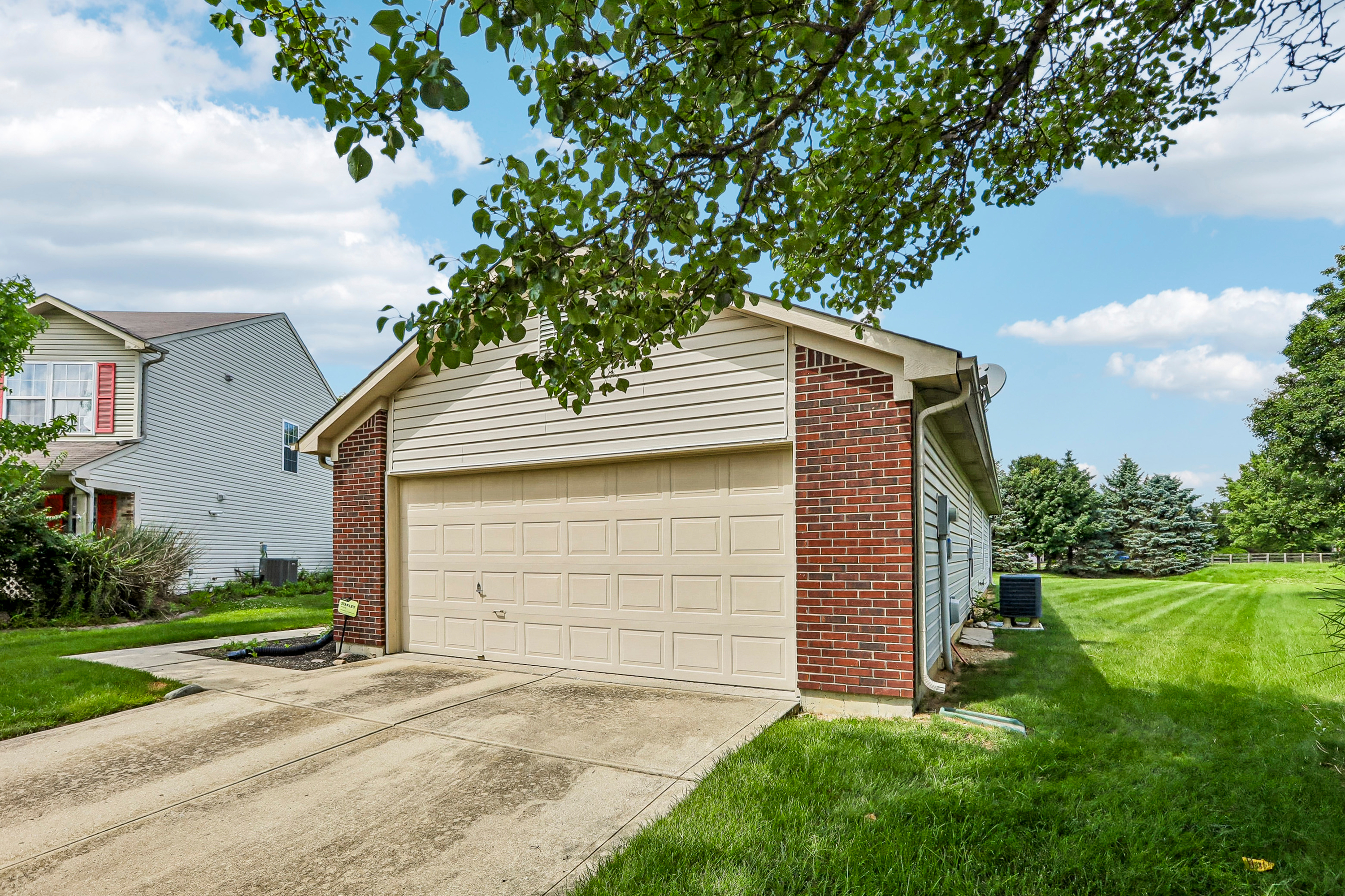 Photo 20 of 35 of 15518 Wandering Way, Noblesville, IN
