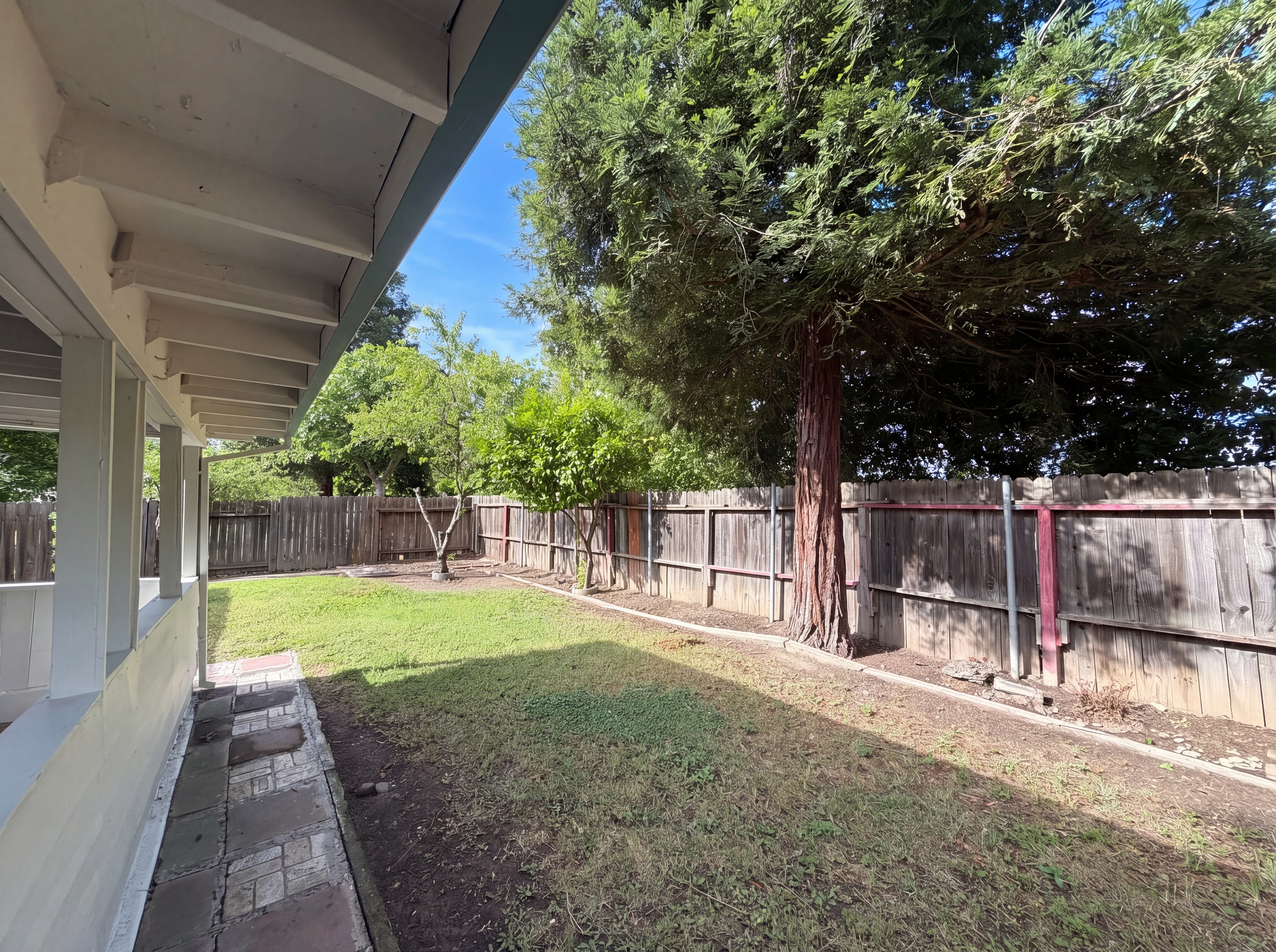 Photo 28 of 33 of 3495 Cattle Dr, Sacramento, CA