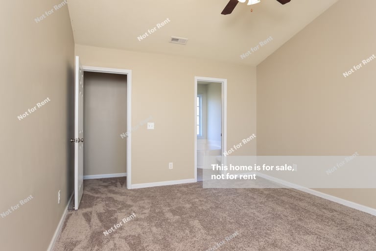 Photo 12 of 24 - 4 Stratus Ln, Clayton, NC 27520