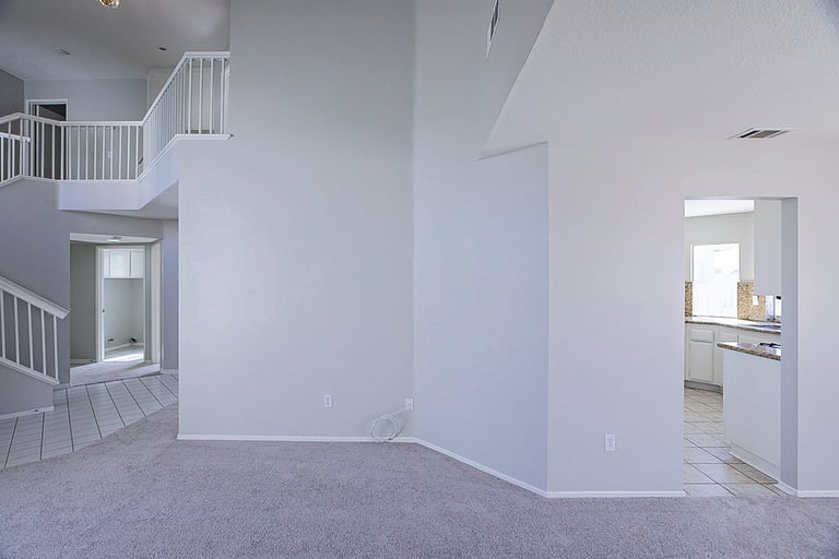 Photo 14 of 30 - 5621 El Palomino Dr, Jurupa Valley, CA 92509