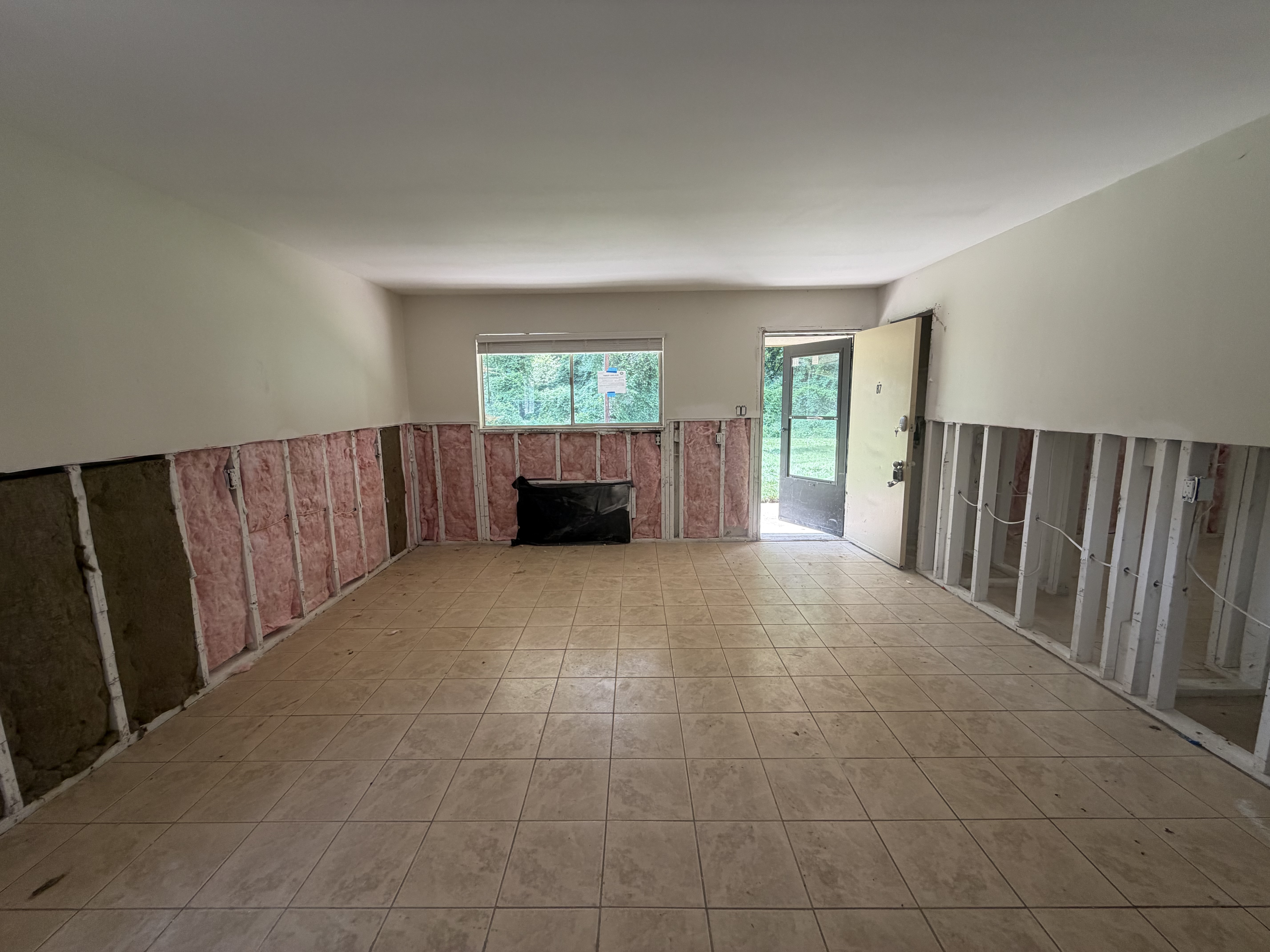Photo 13 of 17 of 130 S Estes Dr, Chapel Hill, NC