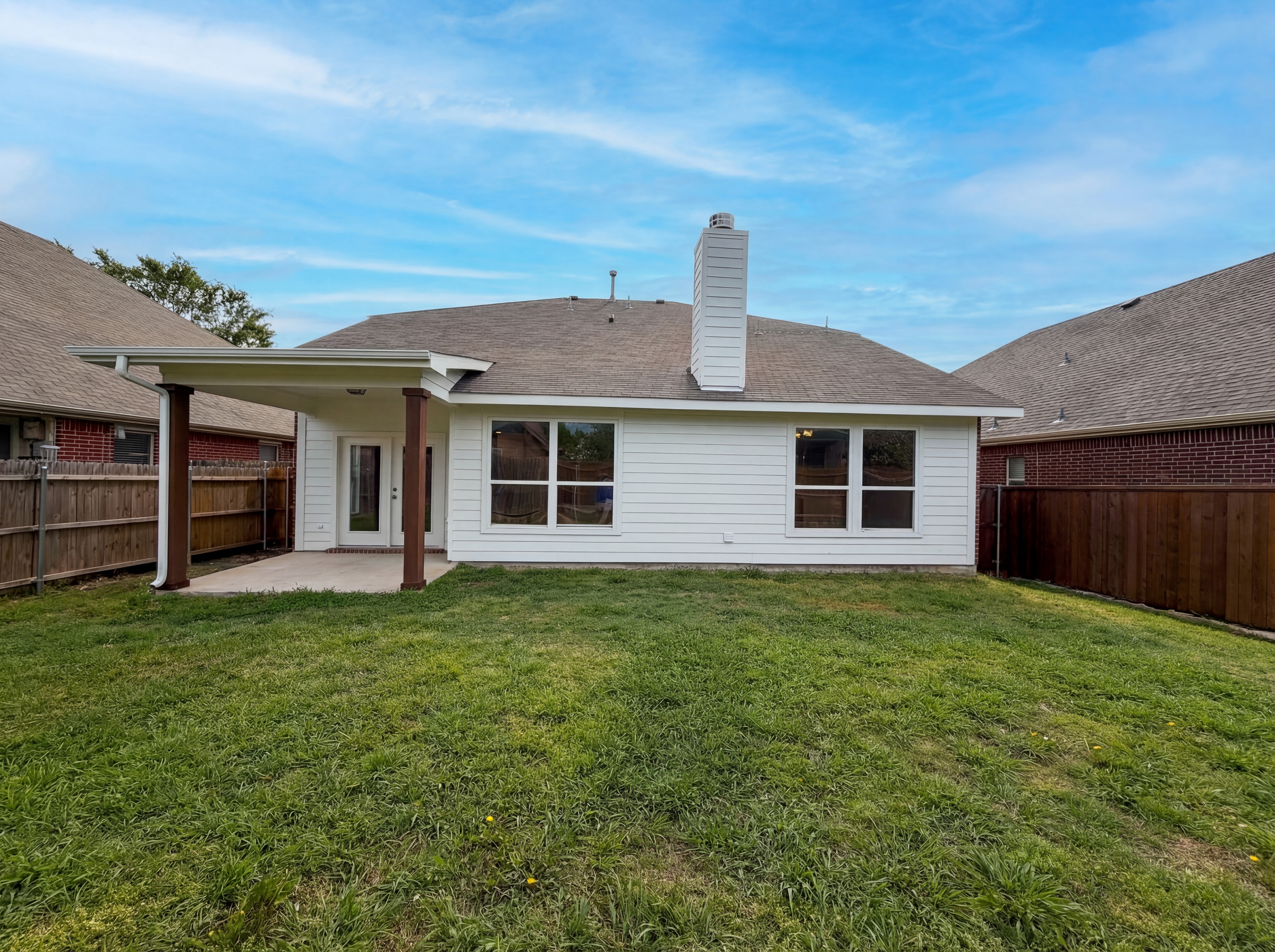 Photo 5 of 27 of 895 Honey Locust Dr, Fate, TX
