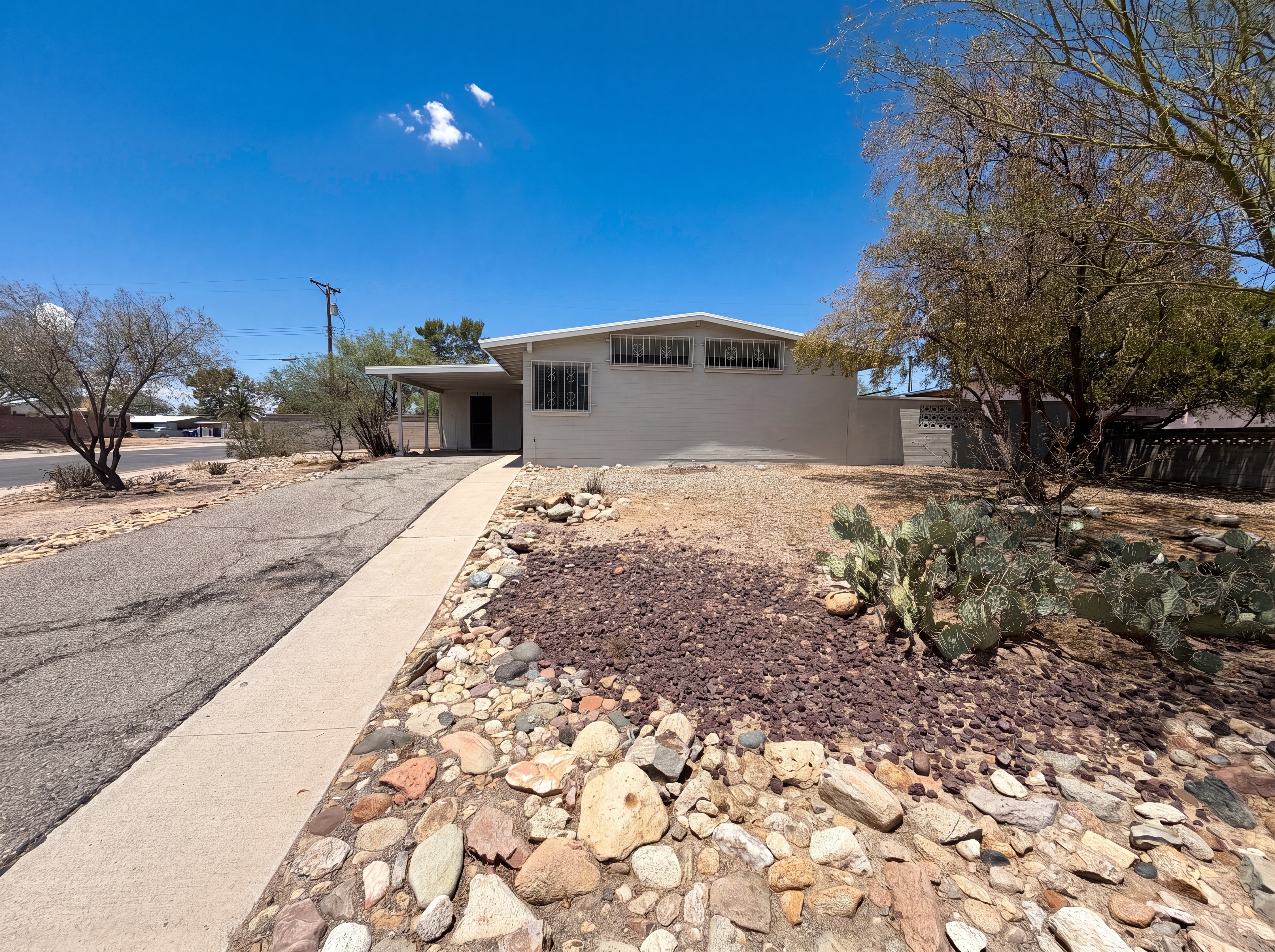 Photo 19 of 21 of 2901 N Cloverland Ave, Tucson, AZ
