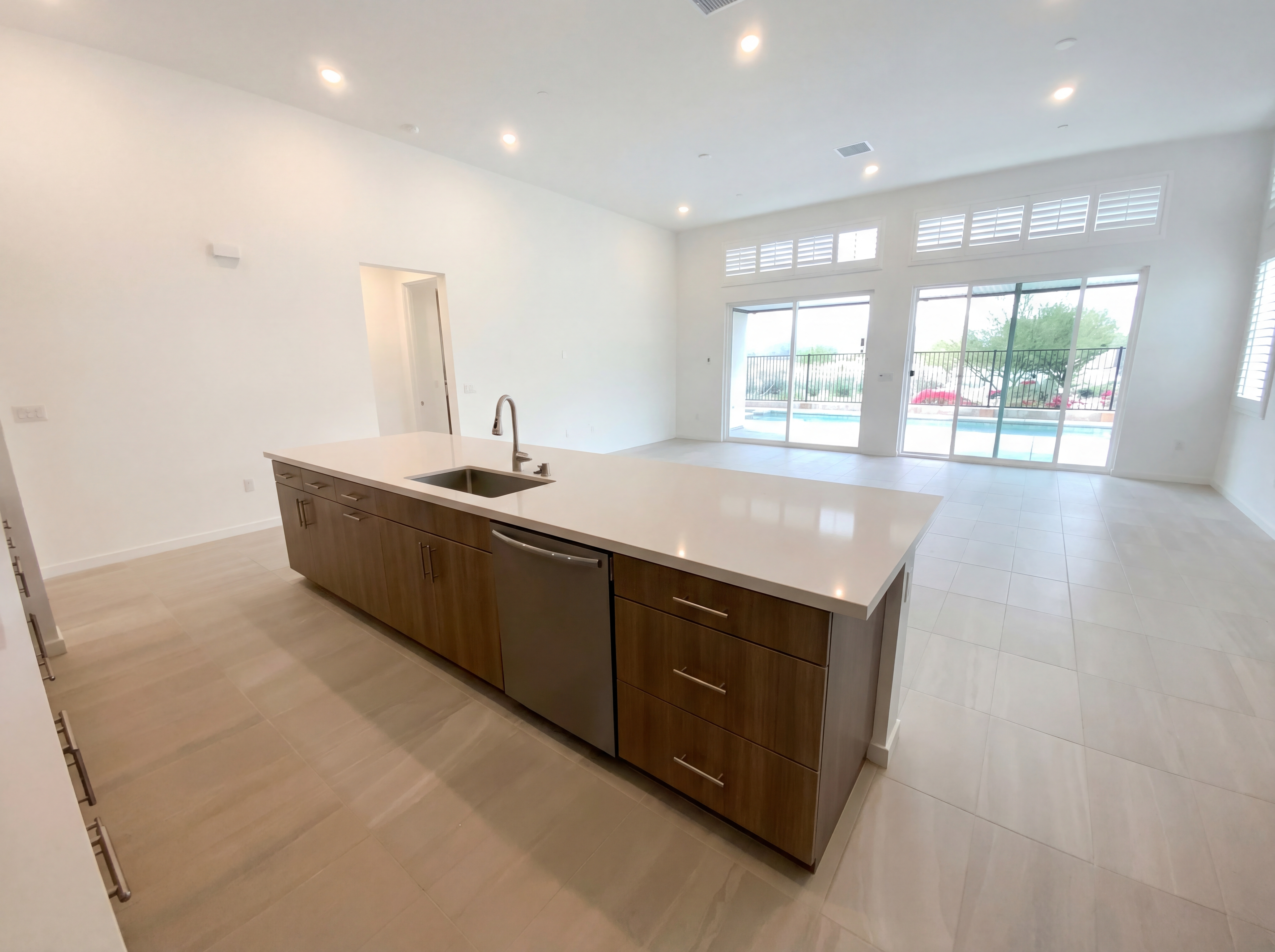 Photo 11 of 20 of 103 Mustang Ln, Palm Springs, CA