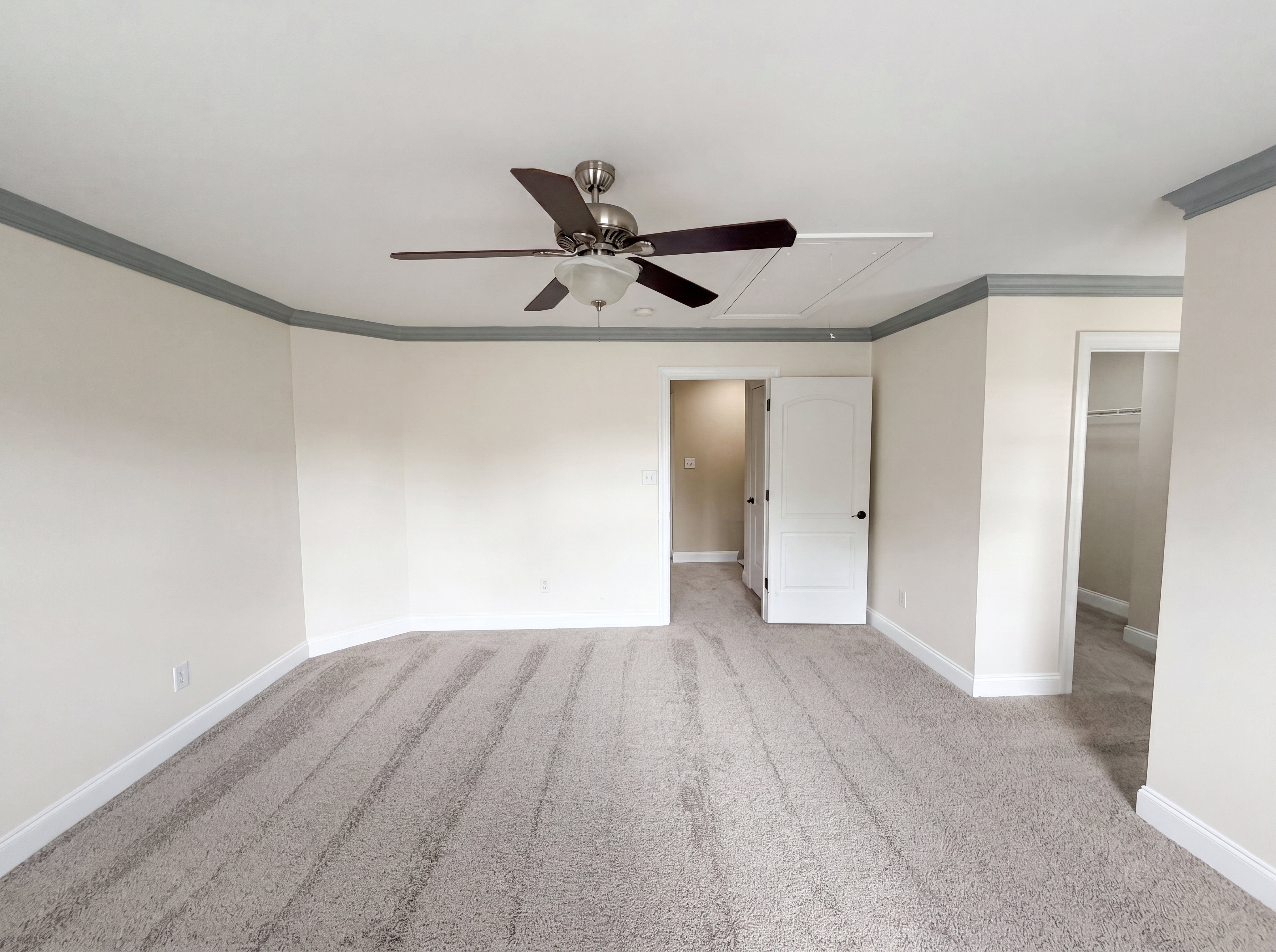 Photo 19 of 33 of 7791 Newhaven Dr, Oak Ridge, NC