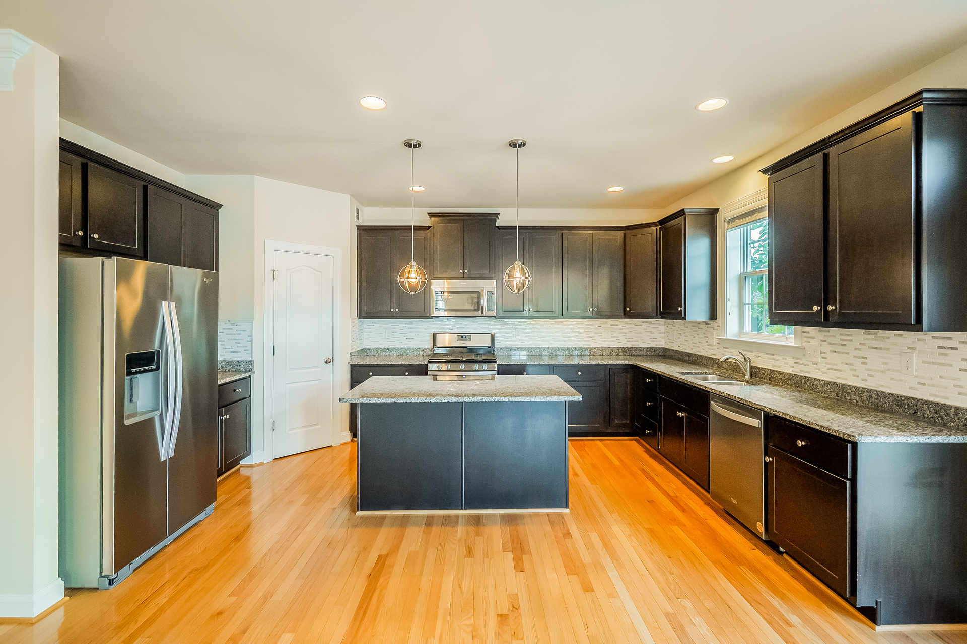 Photo 2 of 23 of 225 Dinwiddie Way, Kearneysville, WV
