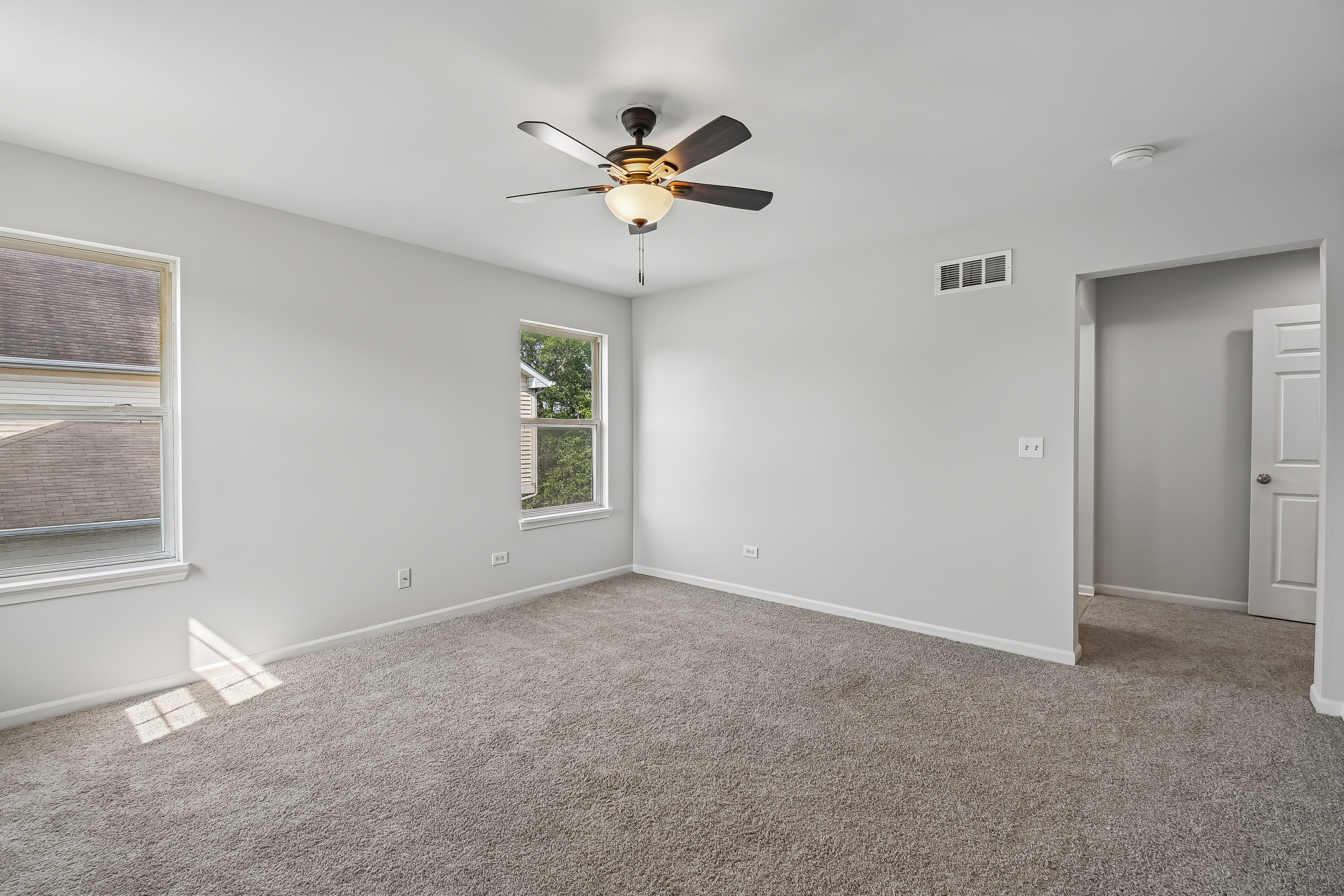 Photo 62 of 69 of 1409 Baltz Dr, Joliet, IL