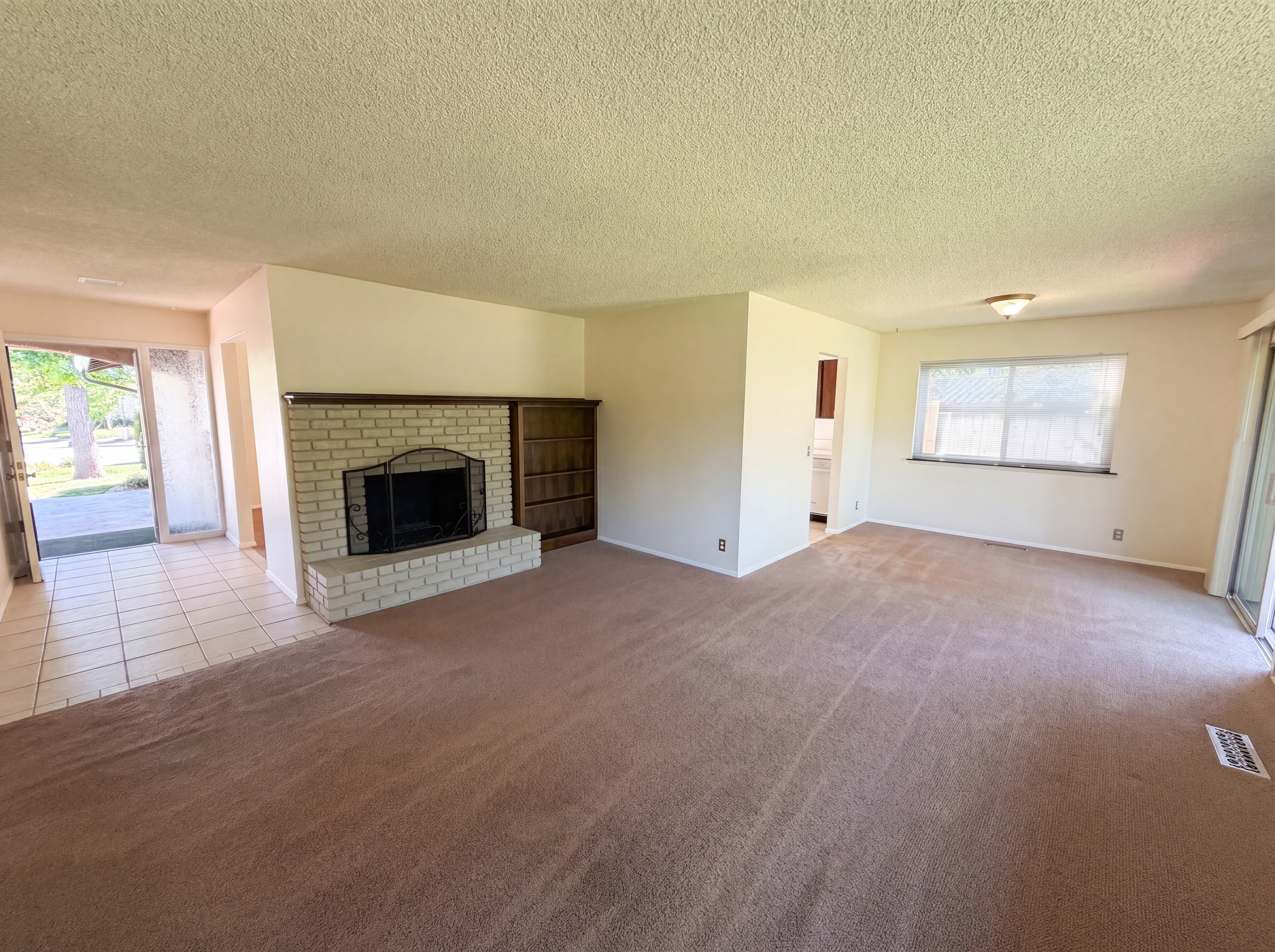 Photo 10 of 20 of 831 Shepard Ln, Chico, CA