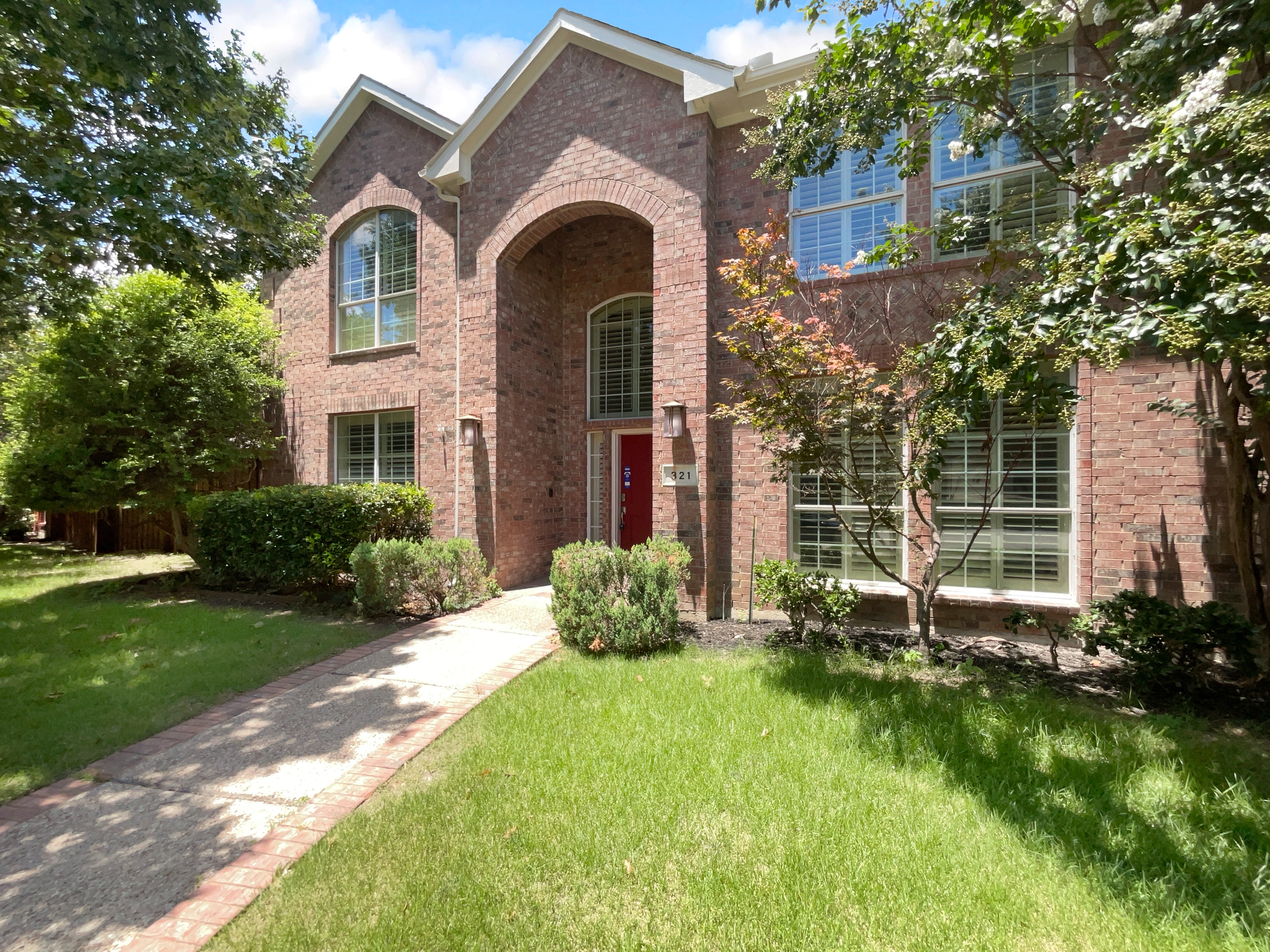 Photo 25 of 27 of 321 Beacon Hill Dr, Allen, TX
