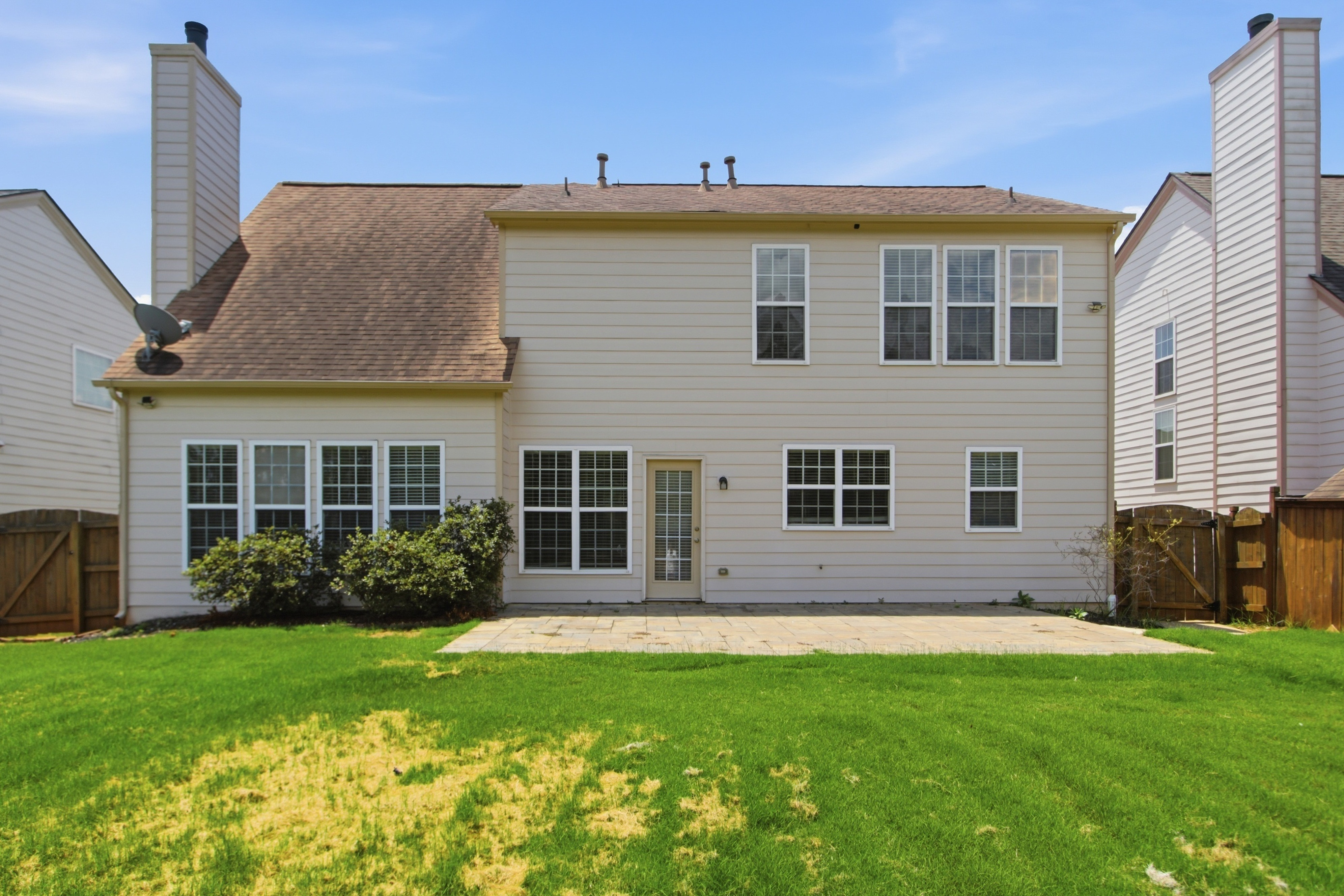 Photo 5 of 38 of 703 Aroura Dr, Woodstock, GA