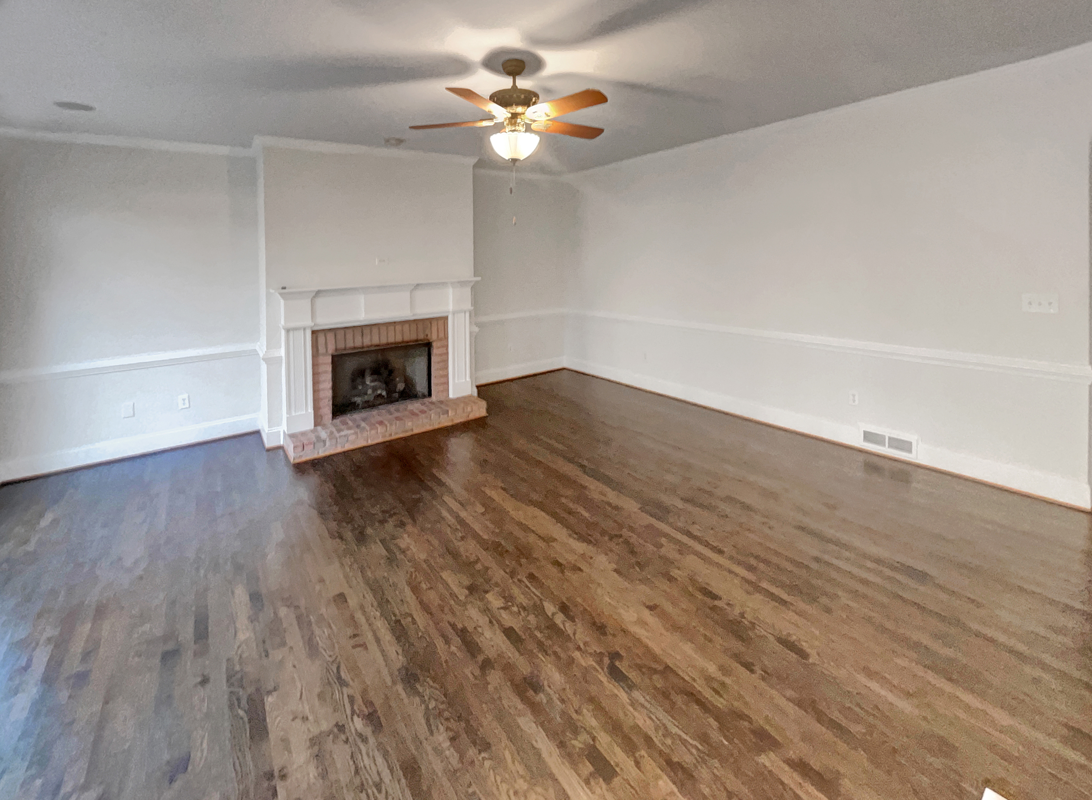 Photo 3 of 25 of 7880 Gable Dr, Douglasville, GA