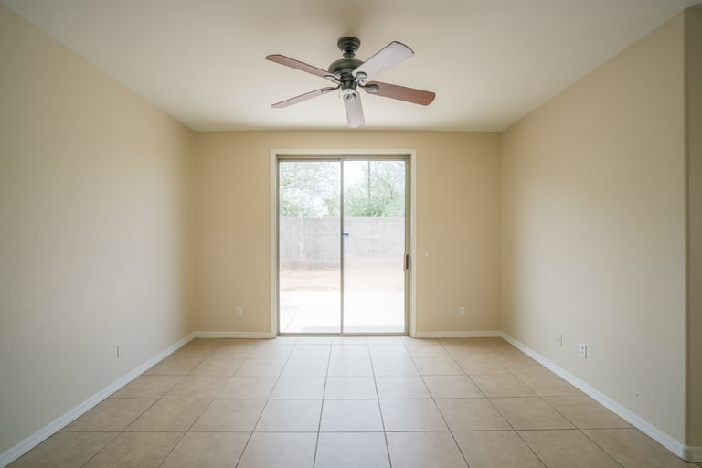 Photo 9 of 22 - 1636 S 114th Dr, Avondale, AZ 85323