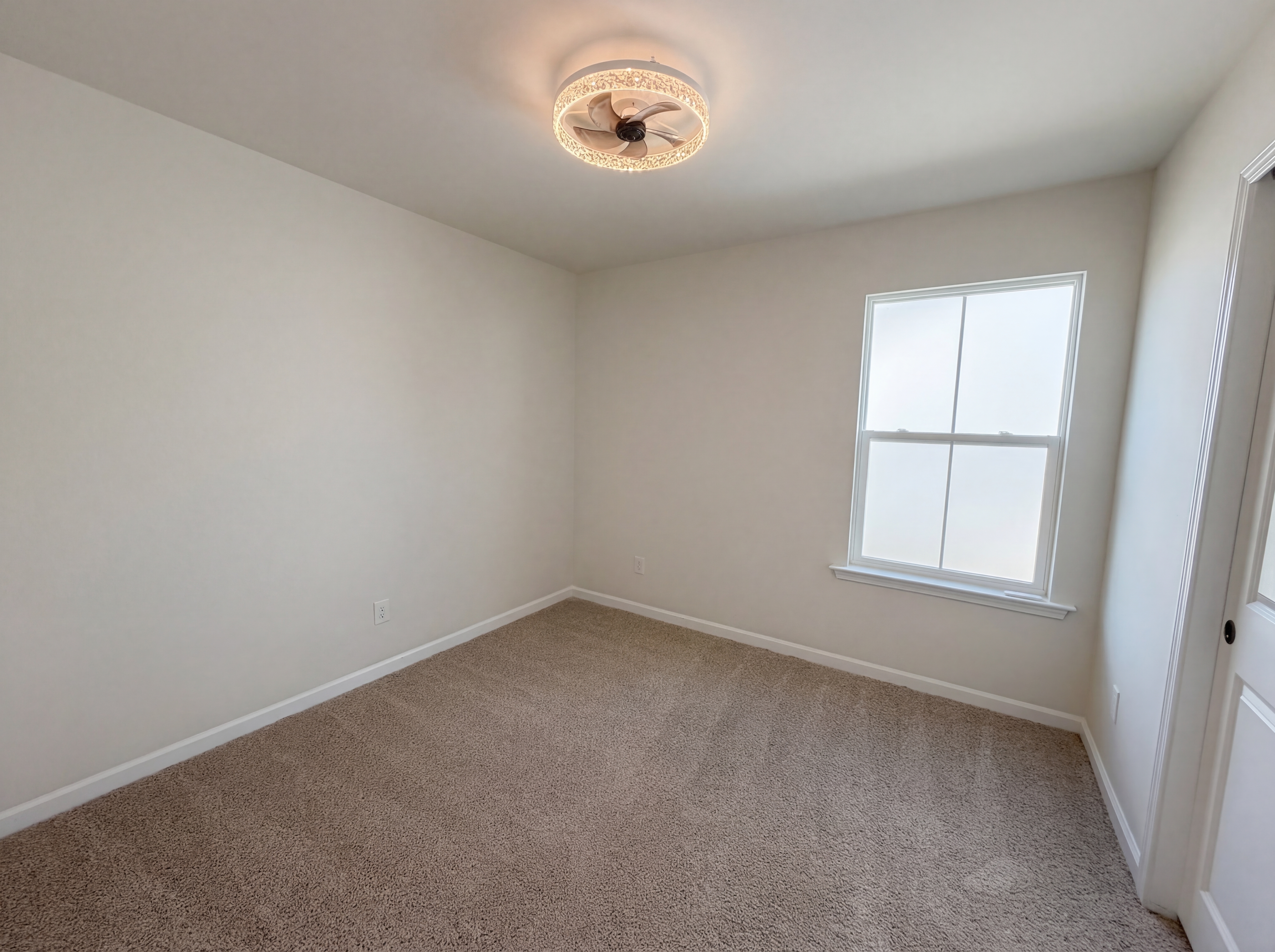 Photo 12 of 19 of 152 Pine Crest View Dr, Summerville, SC