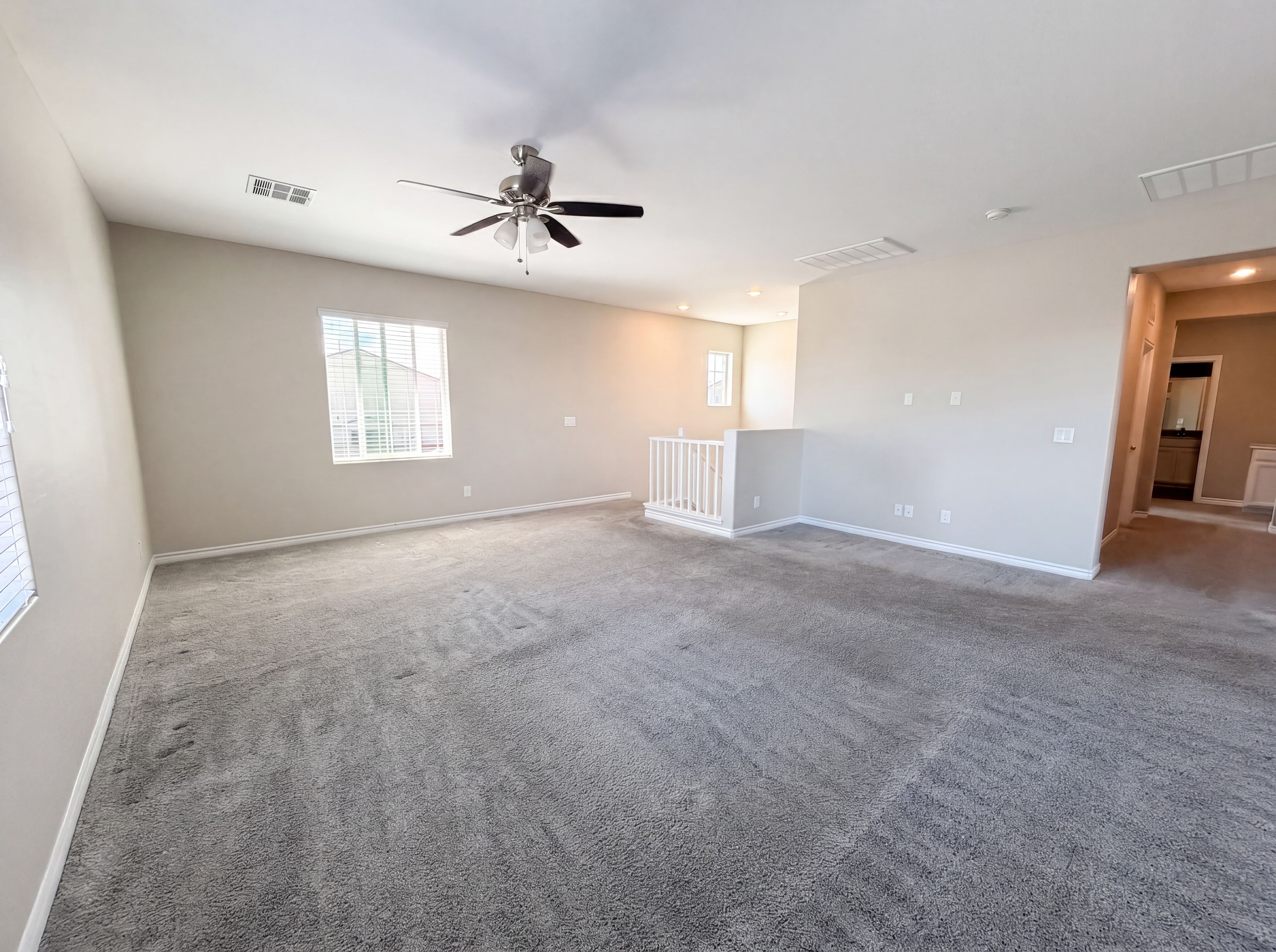 Photo 21 of 56 of 1418 Dire Wolf Ave, North Las Vegas, NV