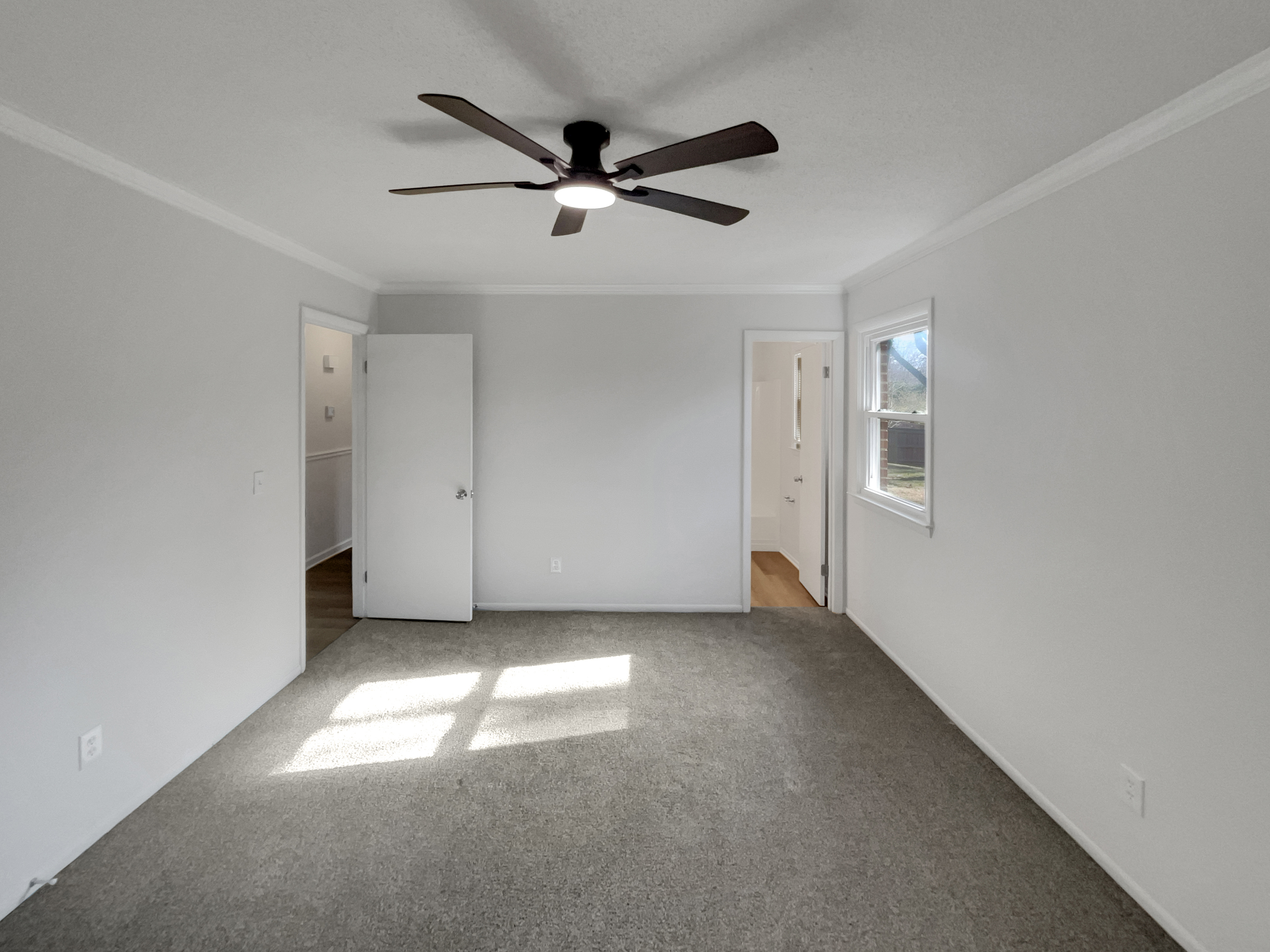 Photo 18 of 22 of 5908 Millstone Ln, Winston-Salem, NC