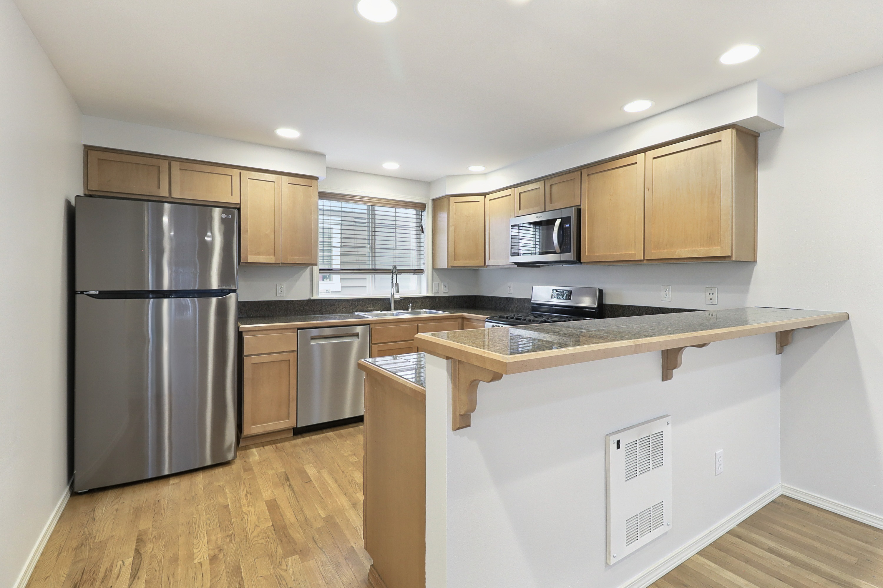 Photo 2 of 21 of 8504 Nesbit Ave N, Seattle, WA