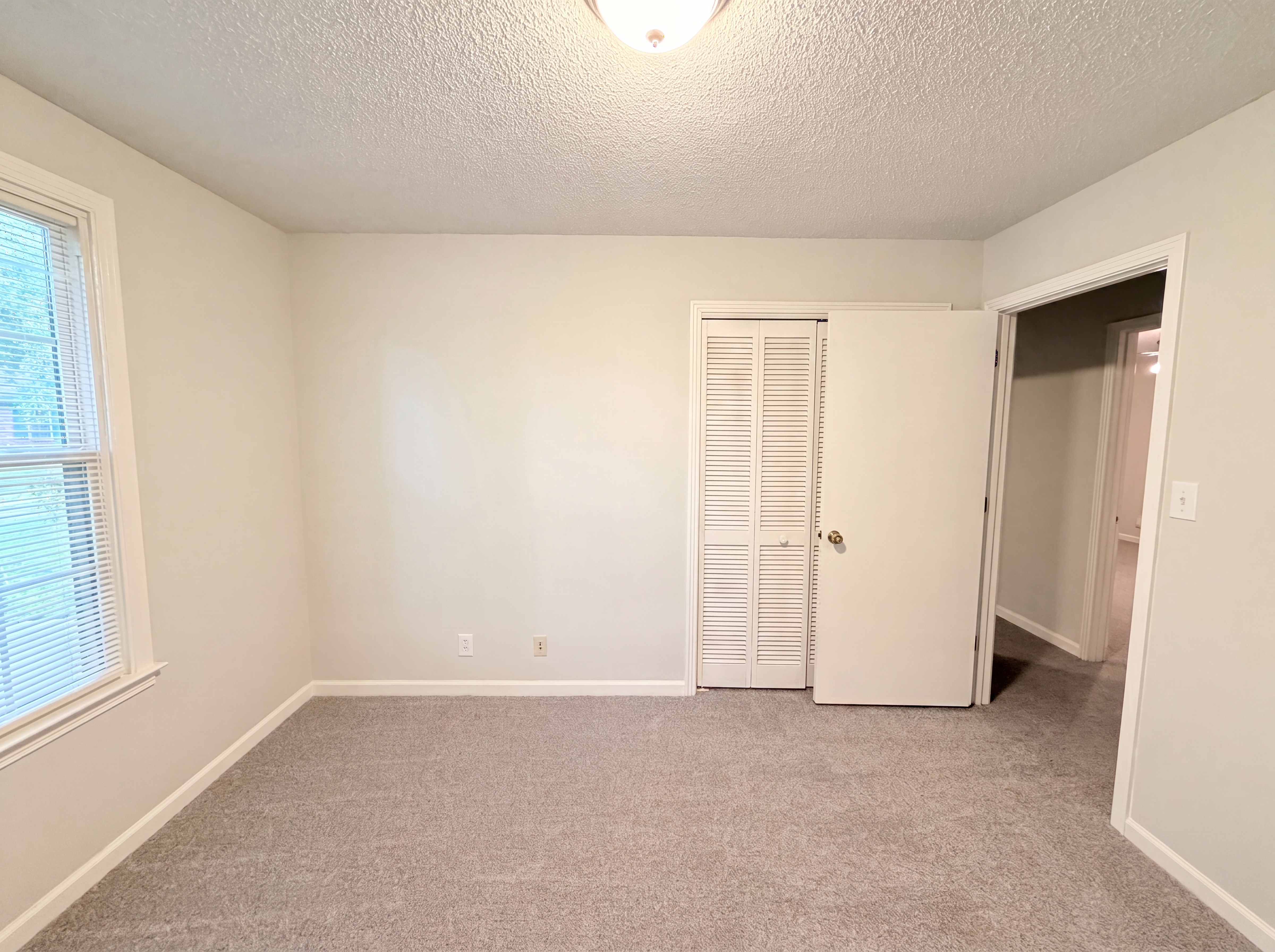 Photo 12 of 20 of 166 Kirby Dr, Clarksville, TN