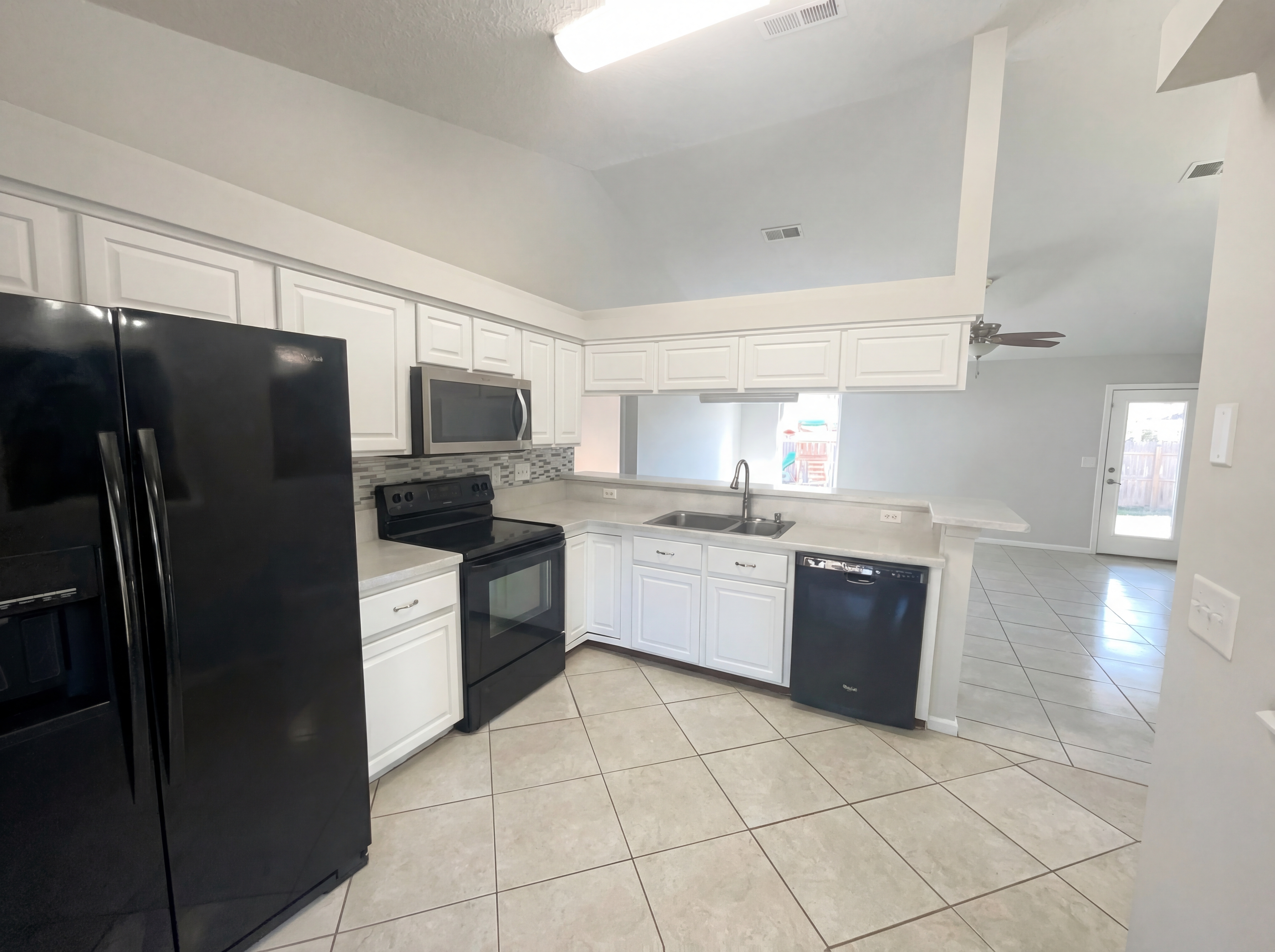 Photo 8 of 21 of 2158 Joseph Hewes Ct, Orange Park, FL
