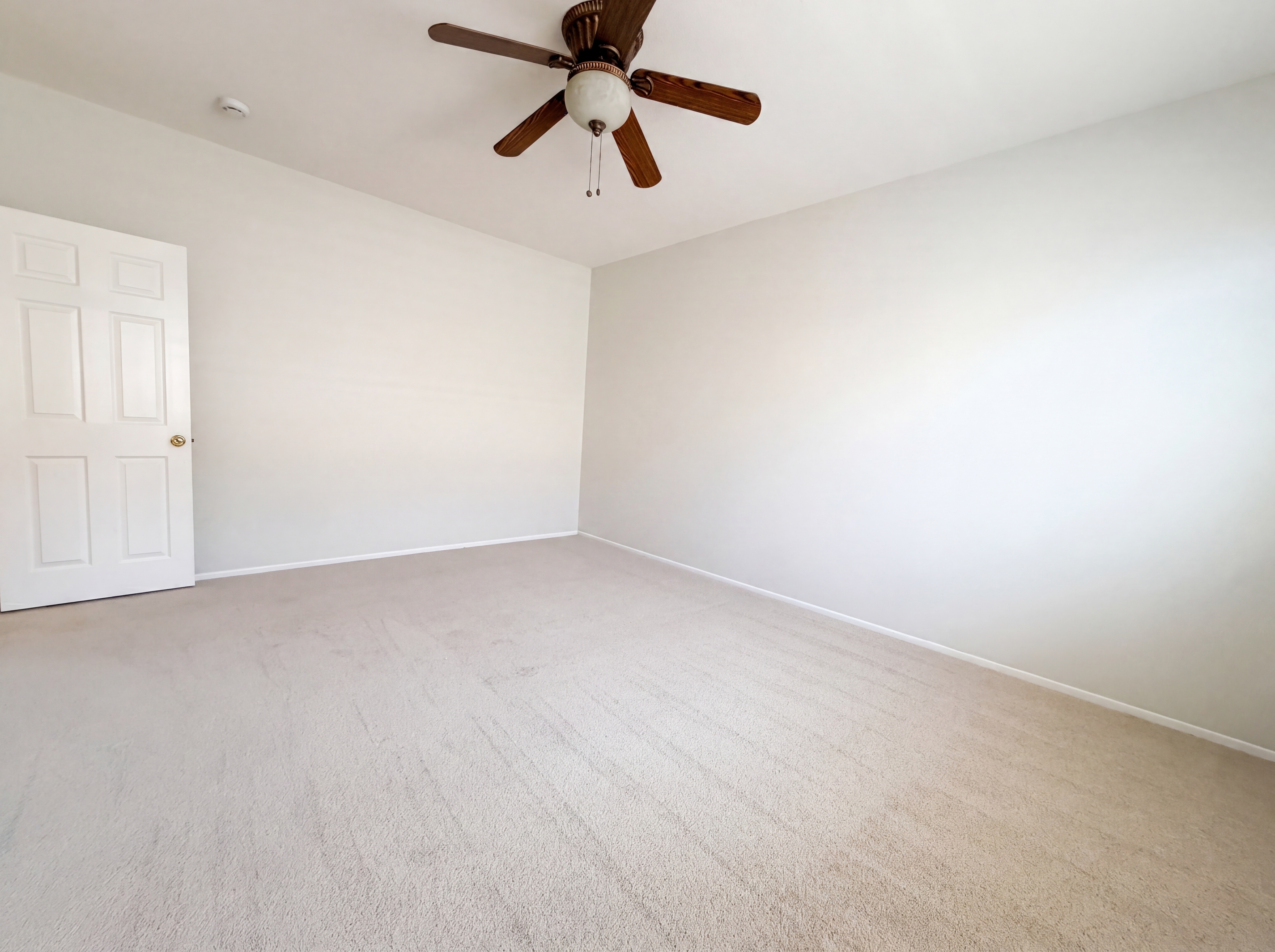 Photo 12 of 19 of 16960 Tack Ln, Moreno Valley, CA