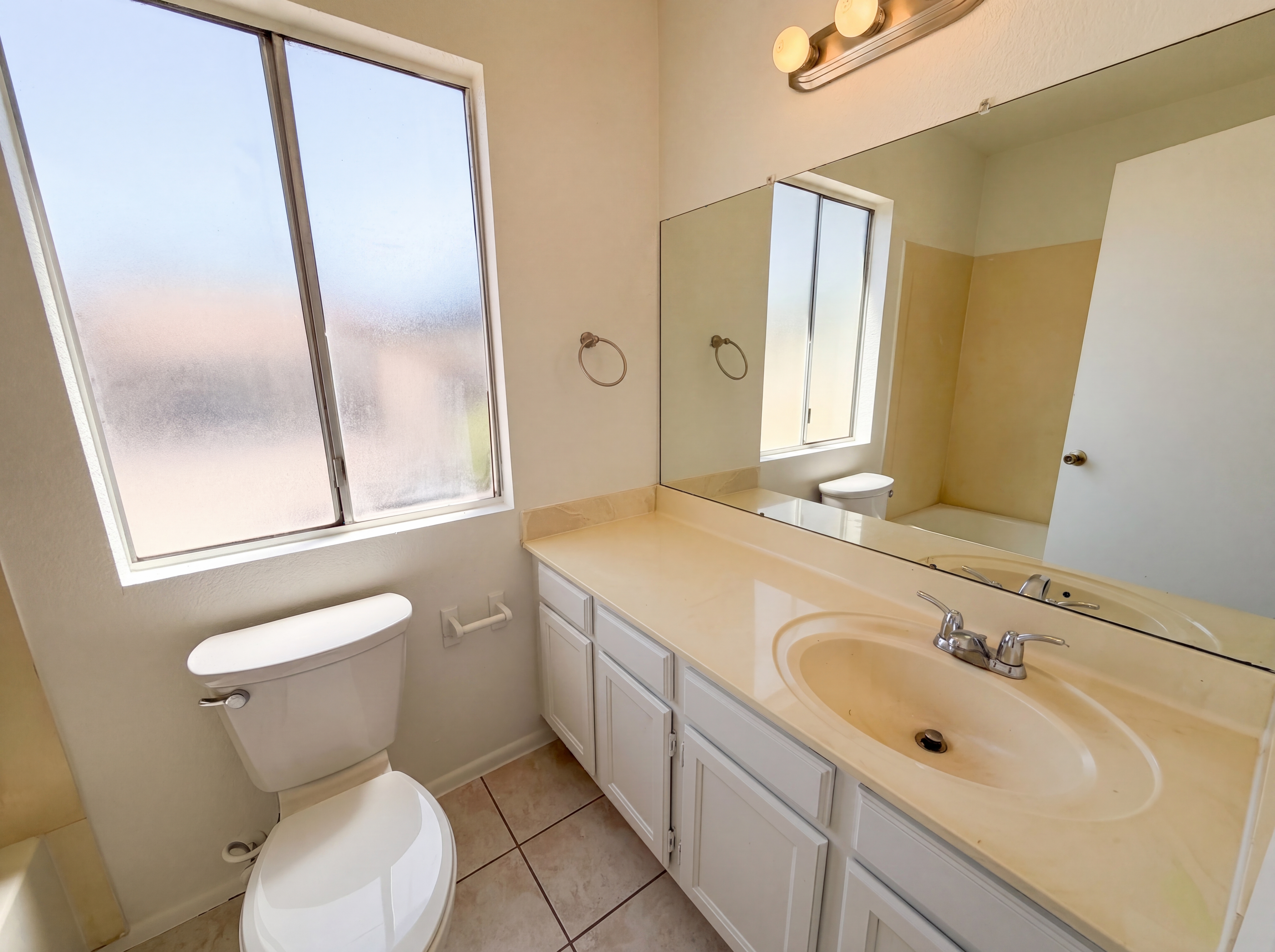 Photo 6 of 17 of 5135 E Evergreen St, Mesa, AZ
