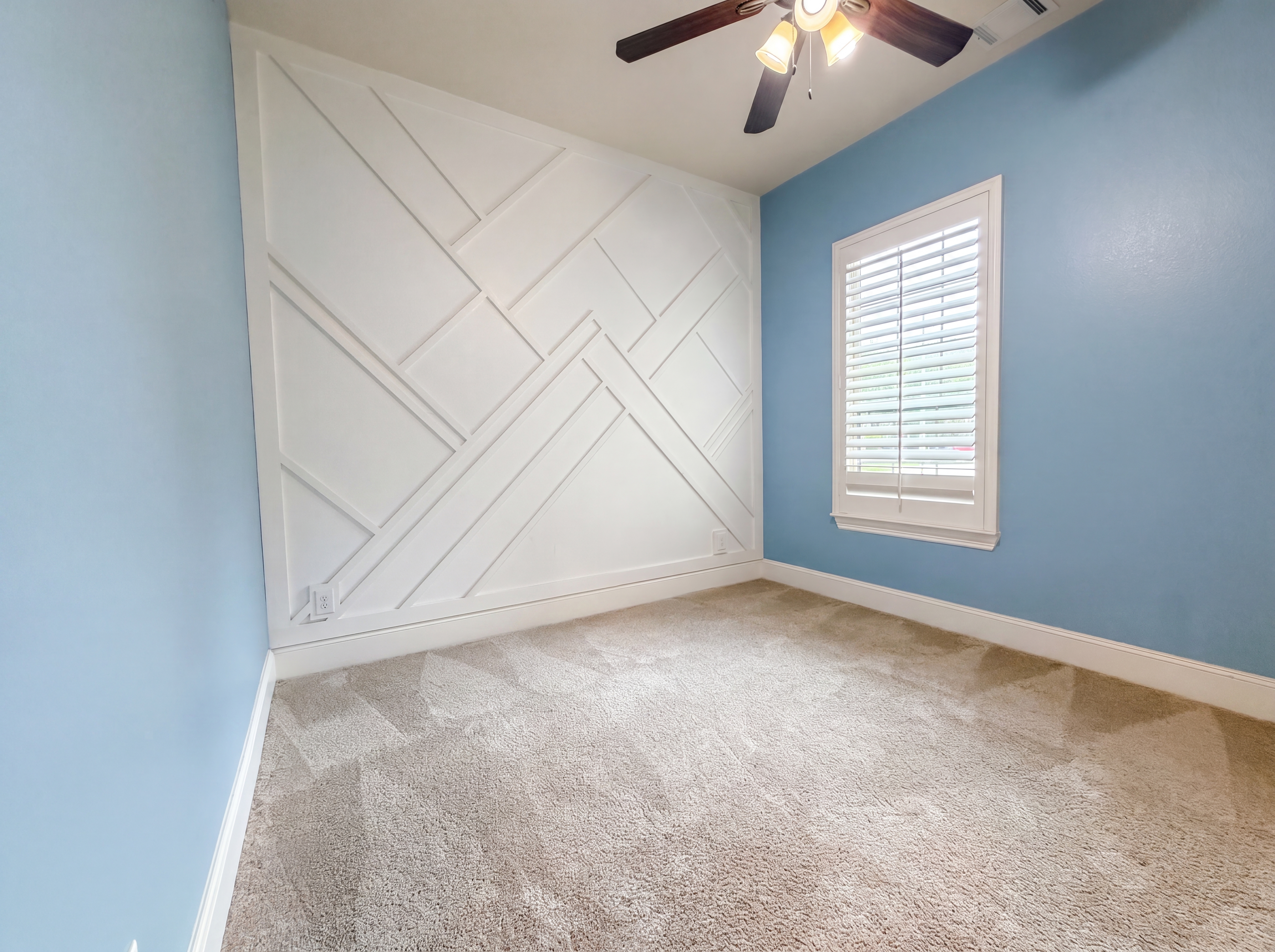 Photo 13 of 29 of 27911 Warren Park Dr, Katy, TX