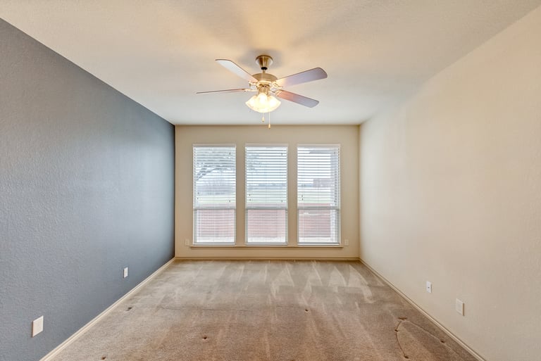 Photo 17 of 28 - 8212 Misty Water Dr, Fort Worth, TX 76131