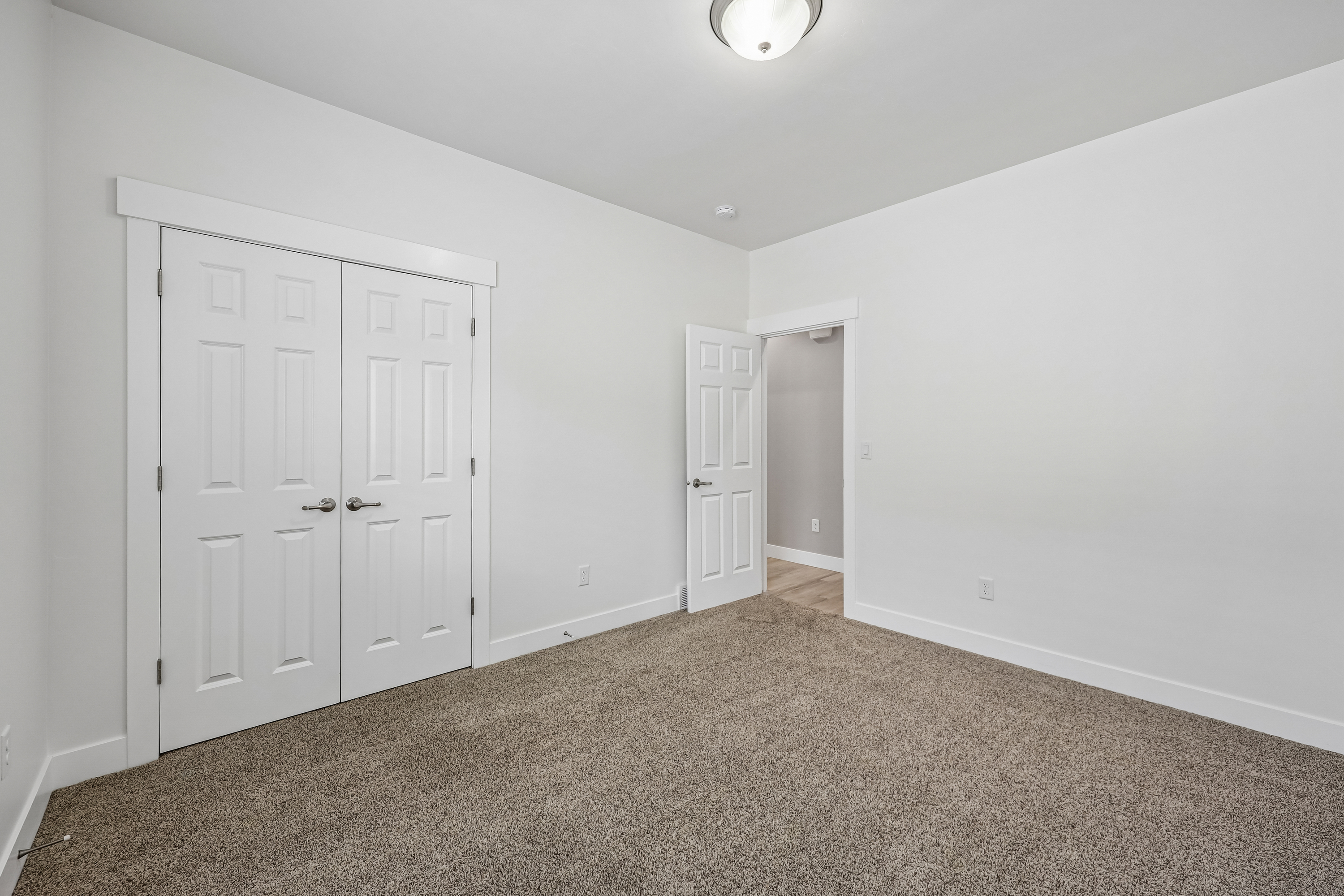 Photo 27 of 41 of 11512 S 4135 W, South Jordan, UT
