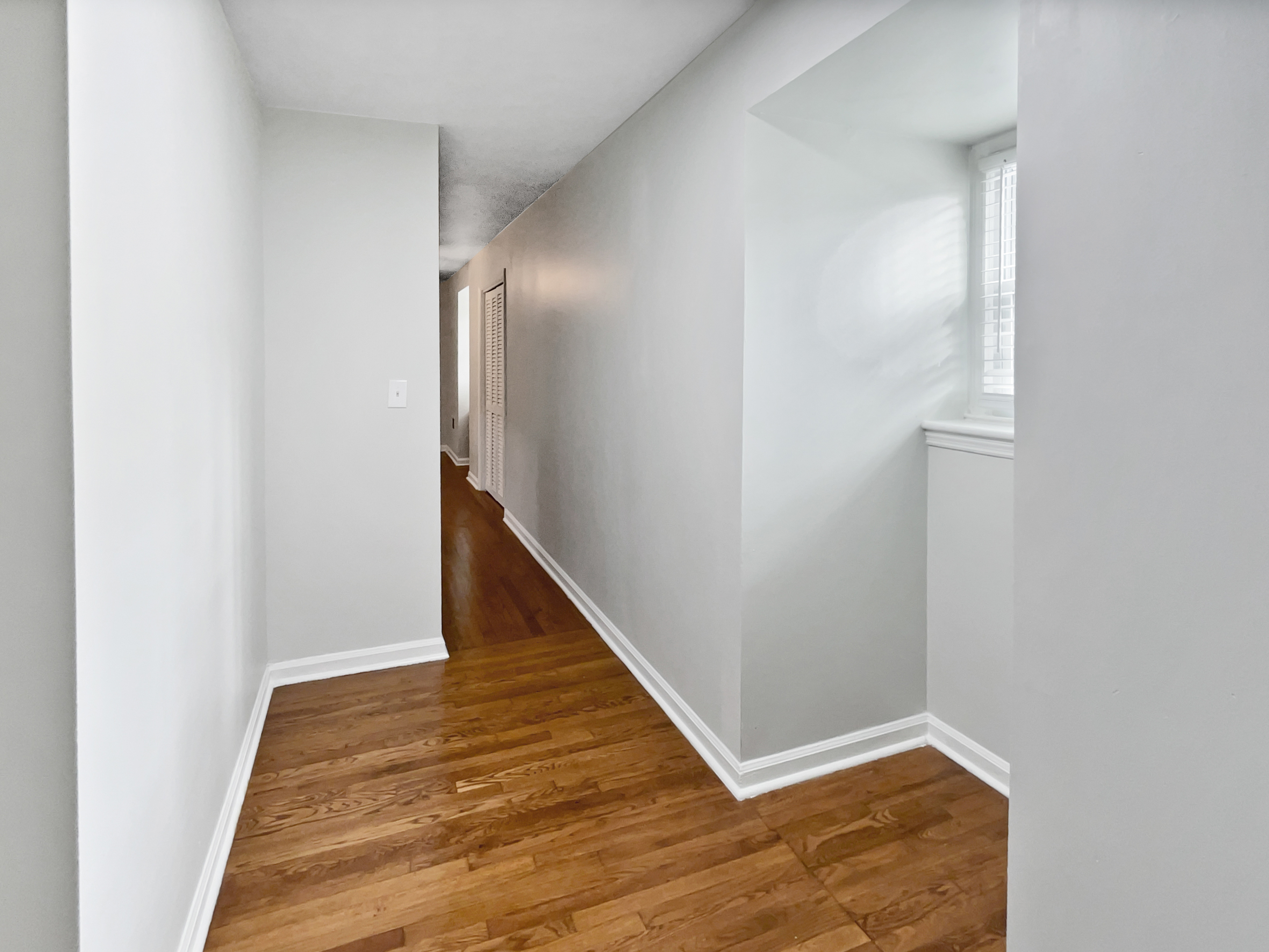 Photo 31 of 37 of 6390 E Stubbs Rd, Atlanta, GA