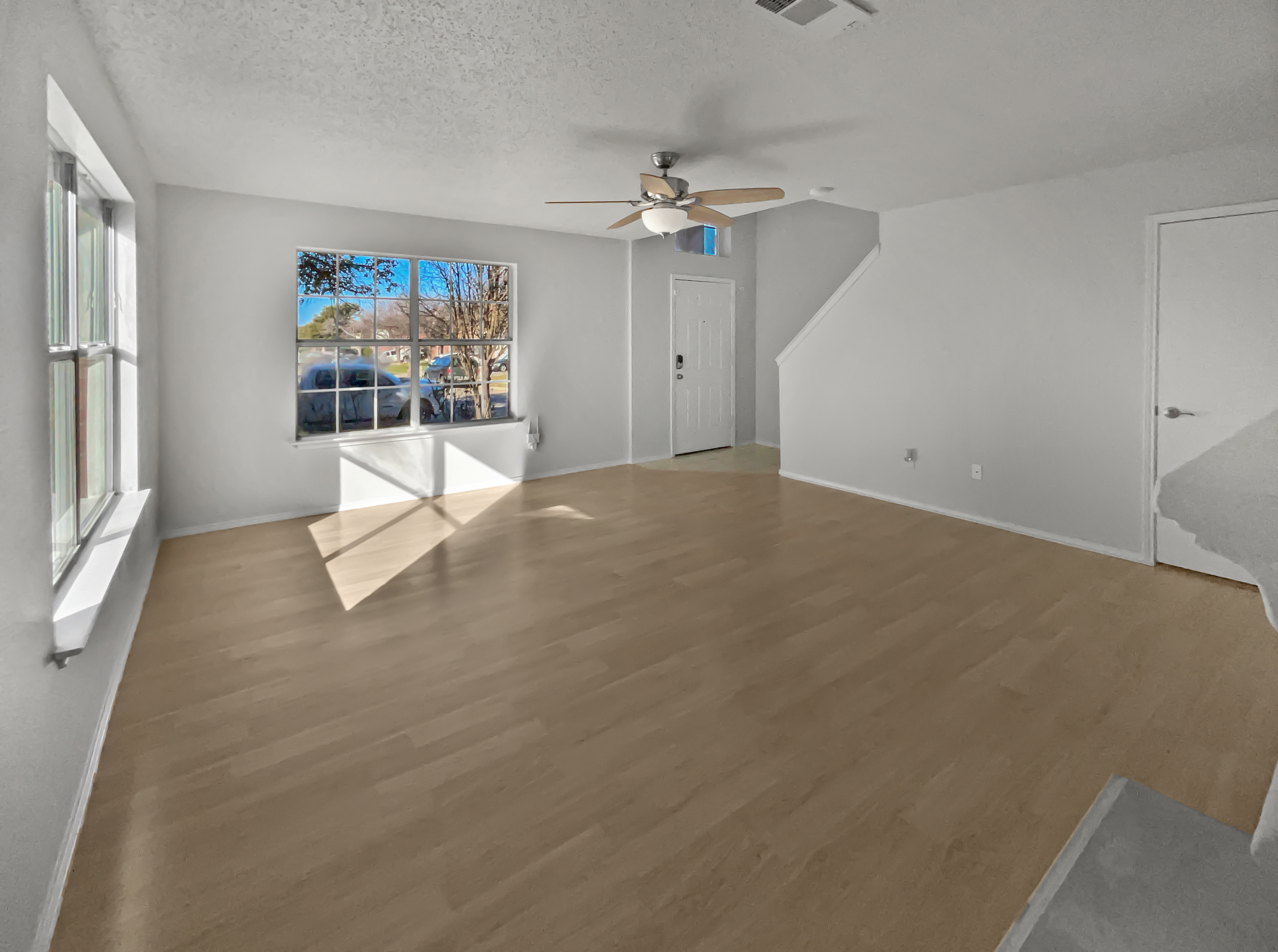 Photo 10 of 21 of 333 Longshore Dr, Little Elm, TX