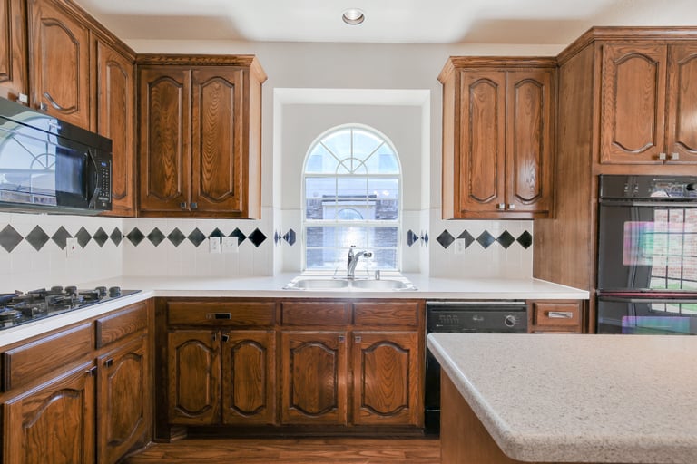Photo 21 of 30 - 1504 Mountain Laurel Ln, Desoto, TX 75115