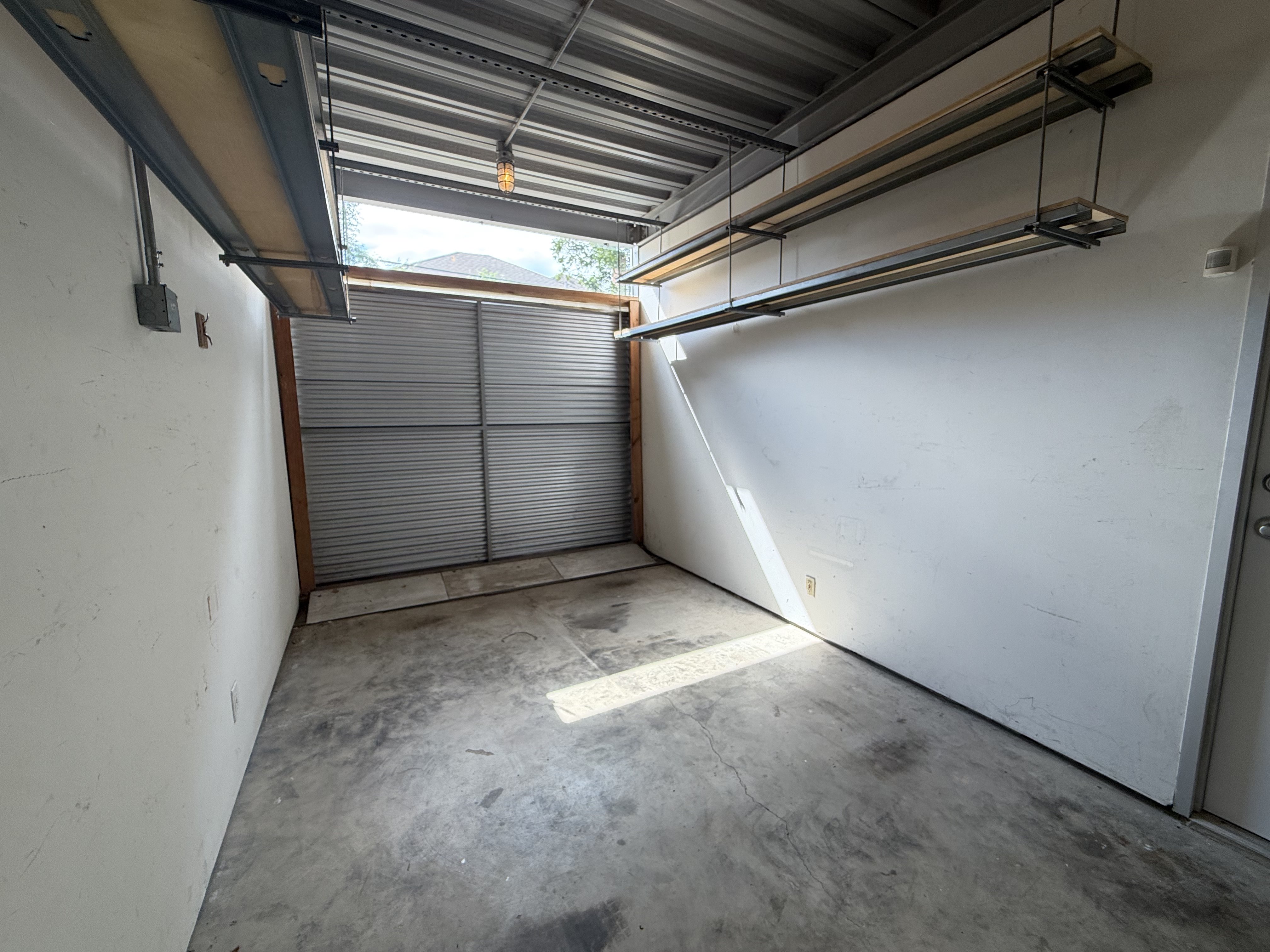Photo 36 of 43 of 4710 Yoakum Blvd, Houston, TX
