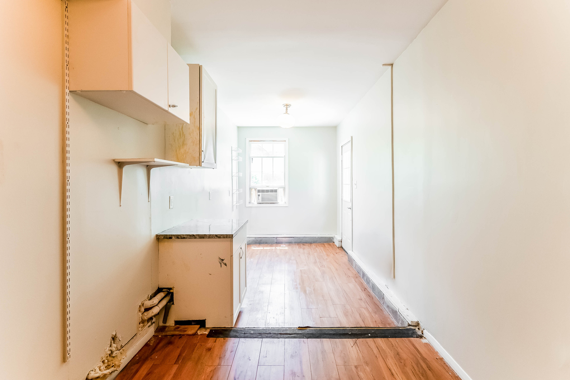Photo 7 of 23 of 9206 Peabody St, Manassas, VA