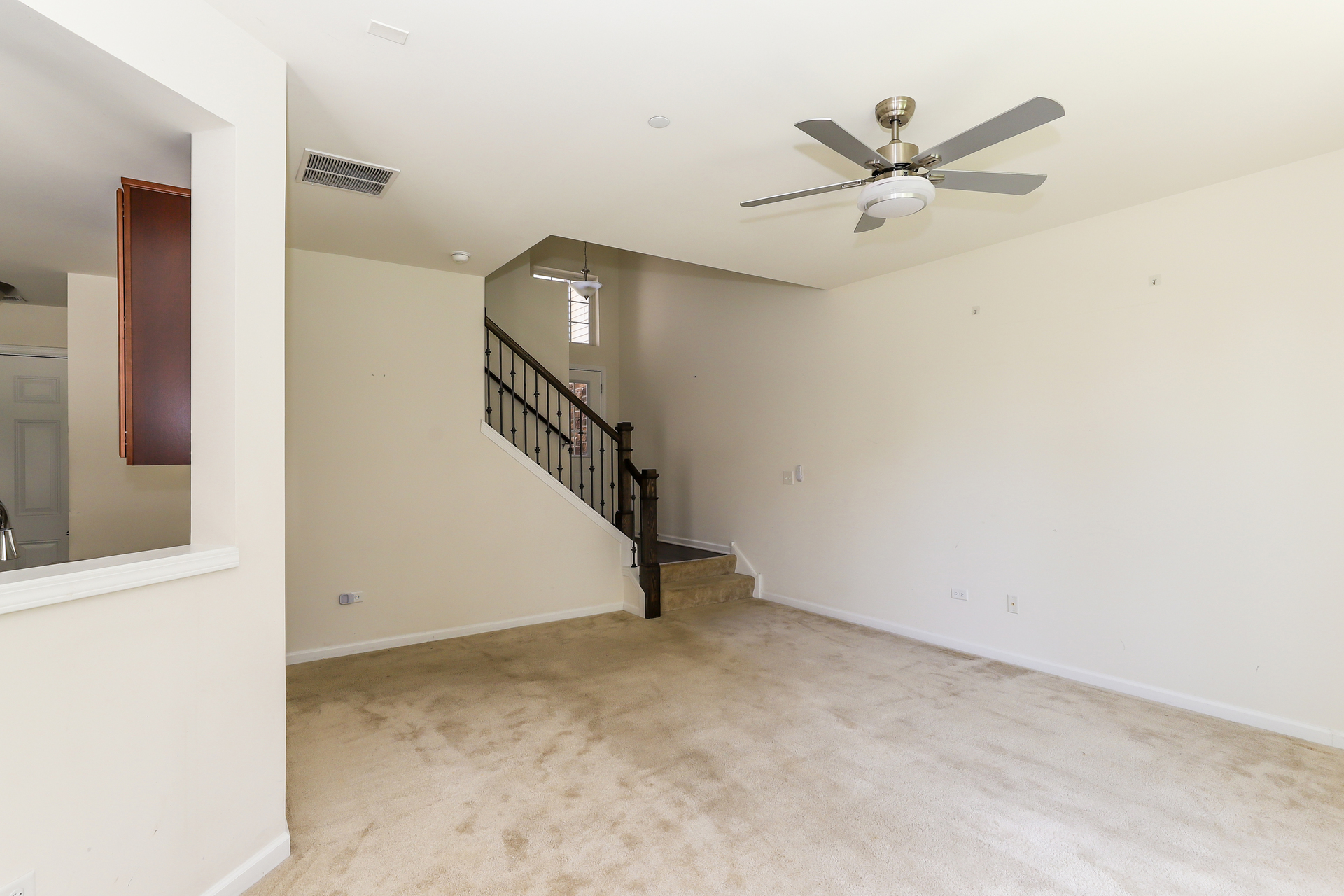 Photo 6 of 21 of 1437 Crimson Ln, Yorkville, IL