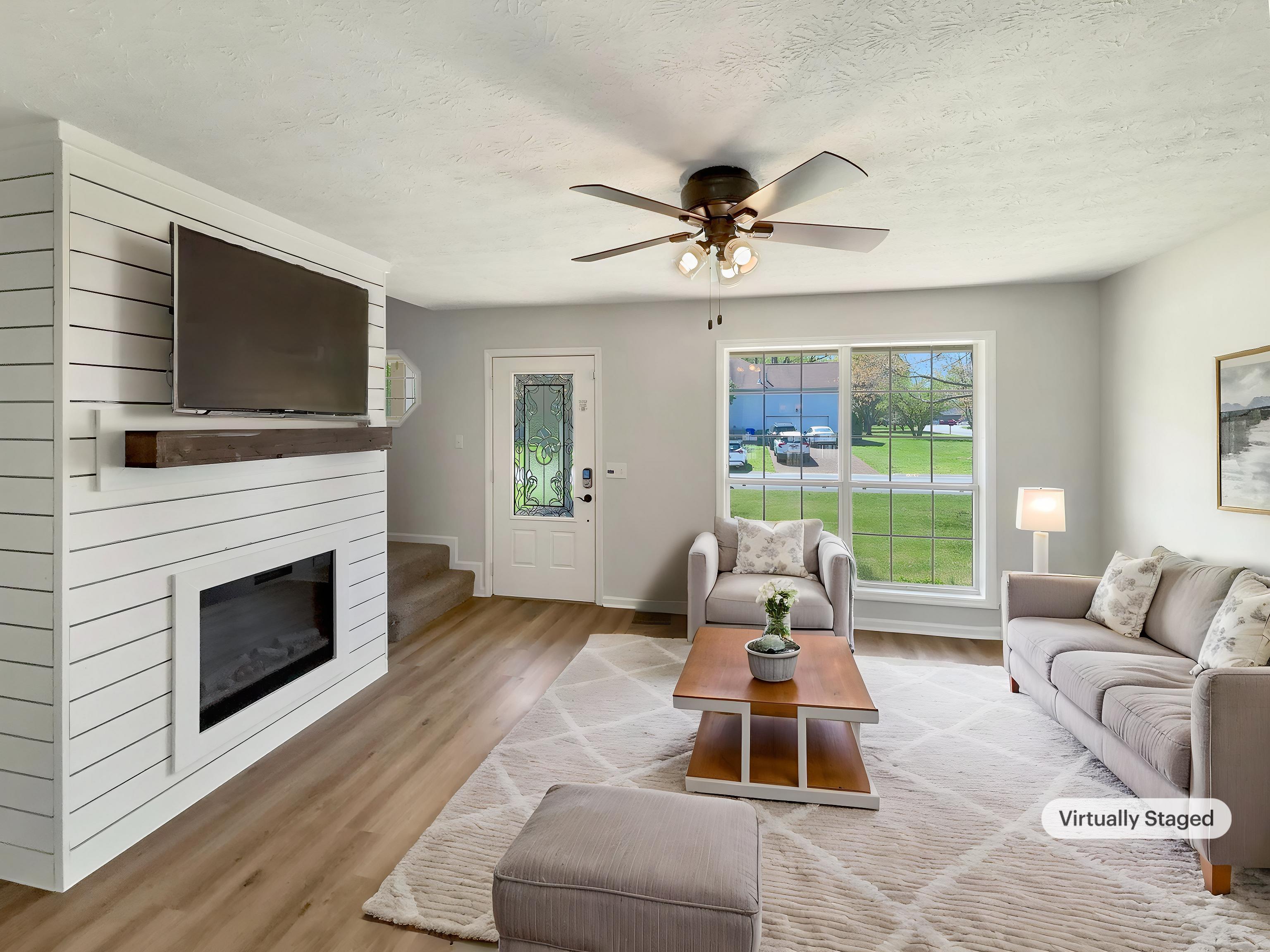Photo 2 of 21 of 104 Hunterwood Dr, White House, TN