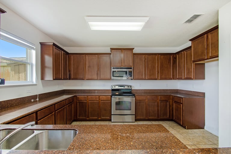 Photo 7 of 18 - 1802 Monte Cristo Ln, Kissimmee, FL 34758