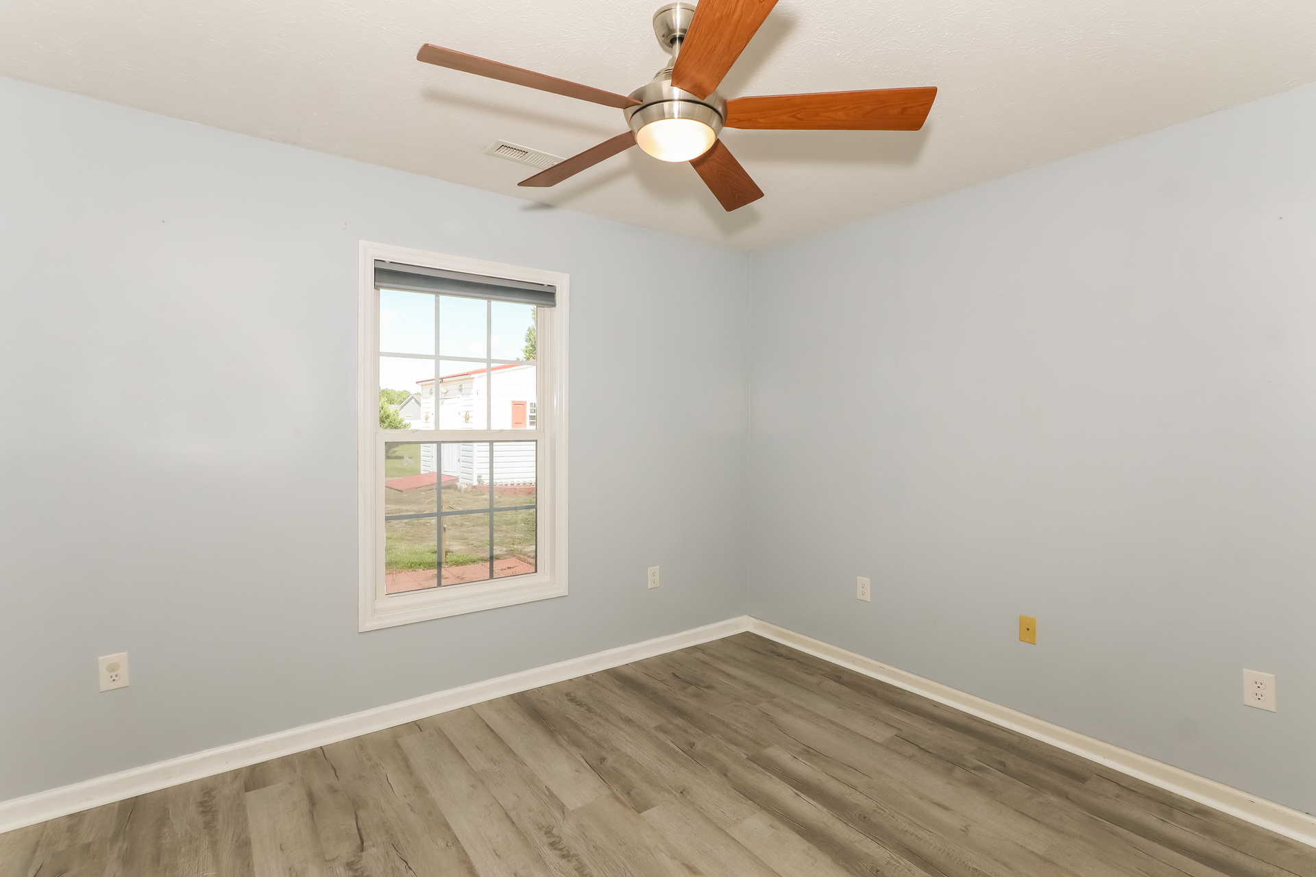 Photo 16 of 21 of 468 Carolina Hickory St, Loris, SC
