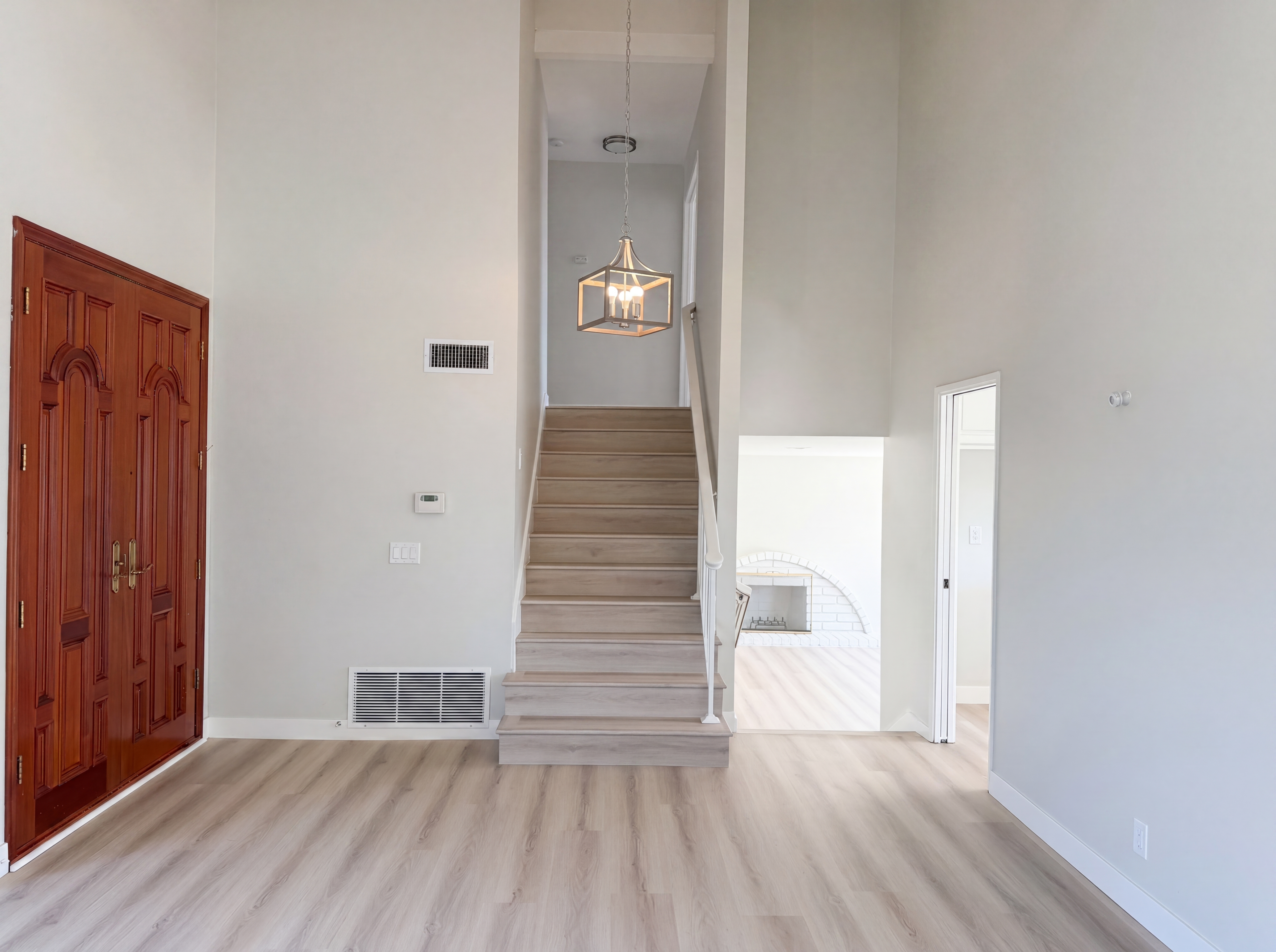 Photo 9 of 25 of 2334 W Chandler Ave, Santa Ana, CA