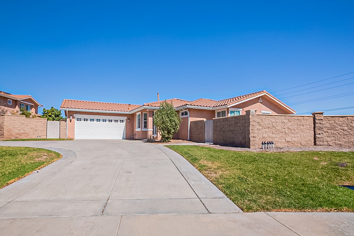 Photo 1 of 26 - 4844 Bird Farm Rd, Chino Hills, CA 91709