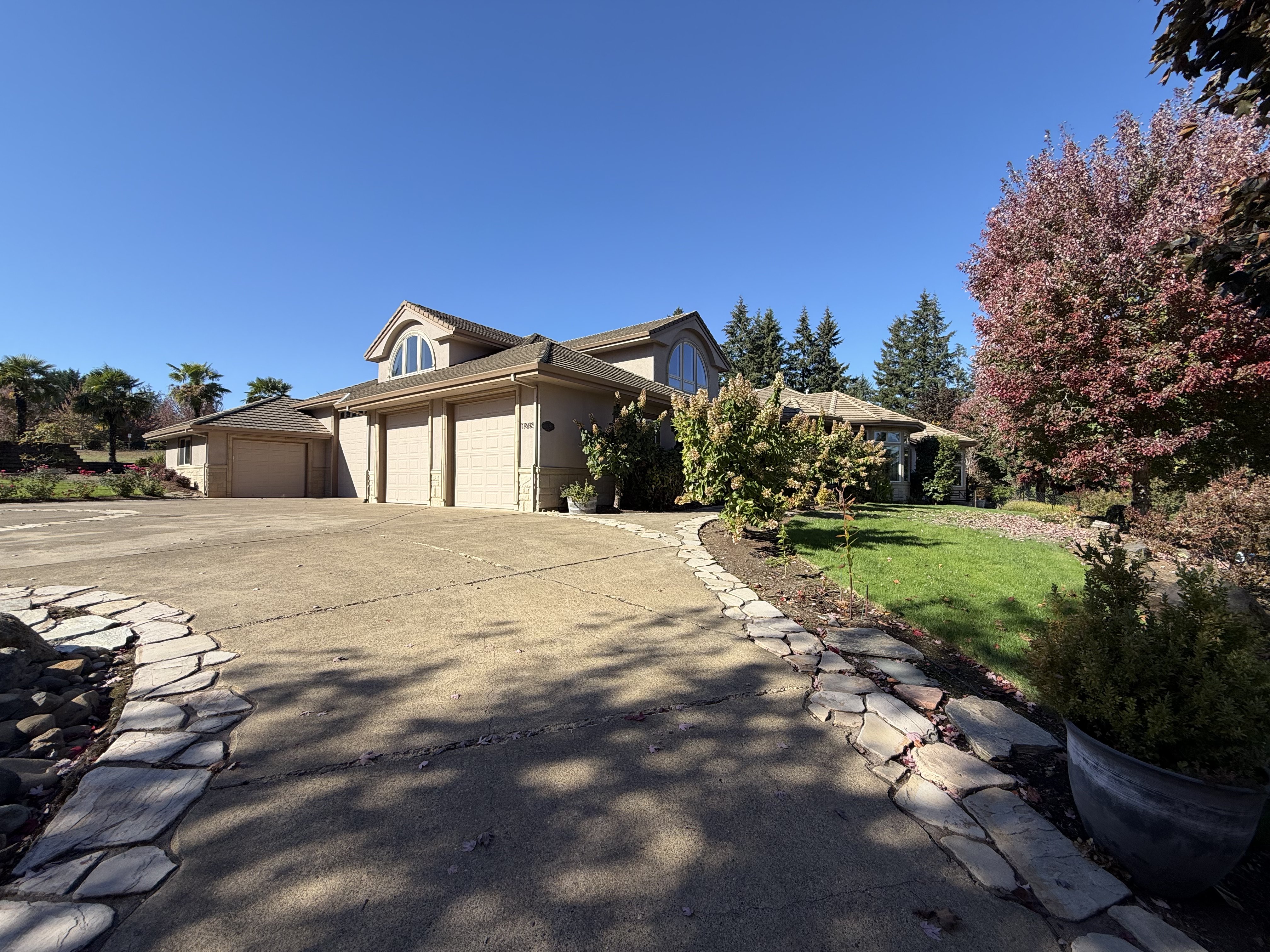 Photo 51 of 56 of 17695 S Fieldstone Ct, Oregon City, OR