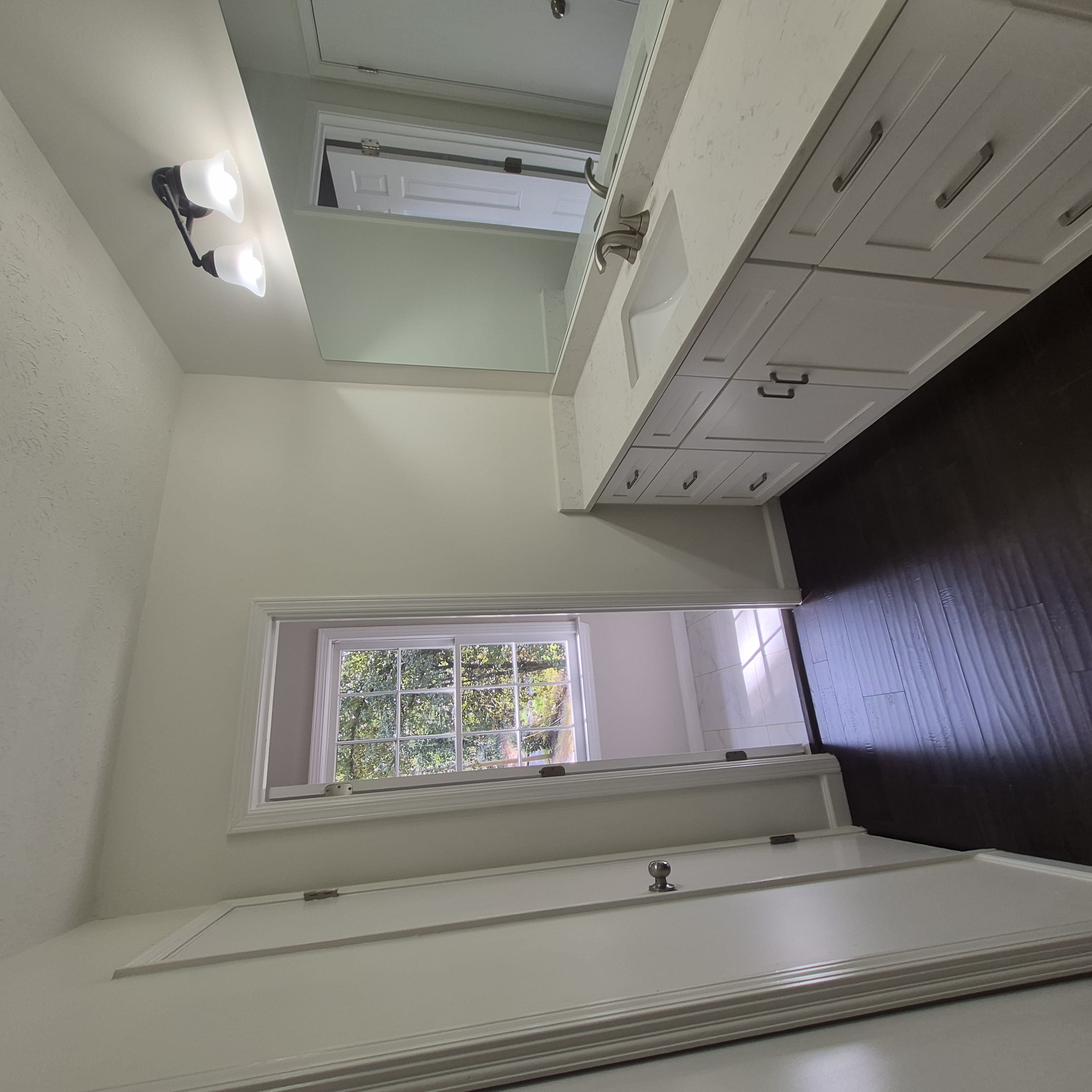 Photo 10 of 21 of 2201 Brookfield Cir, Lawrenceville, GA