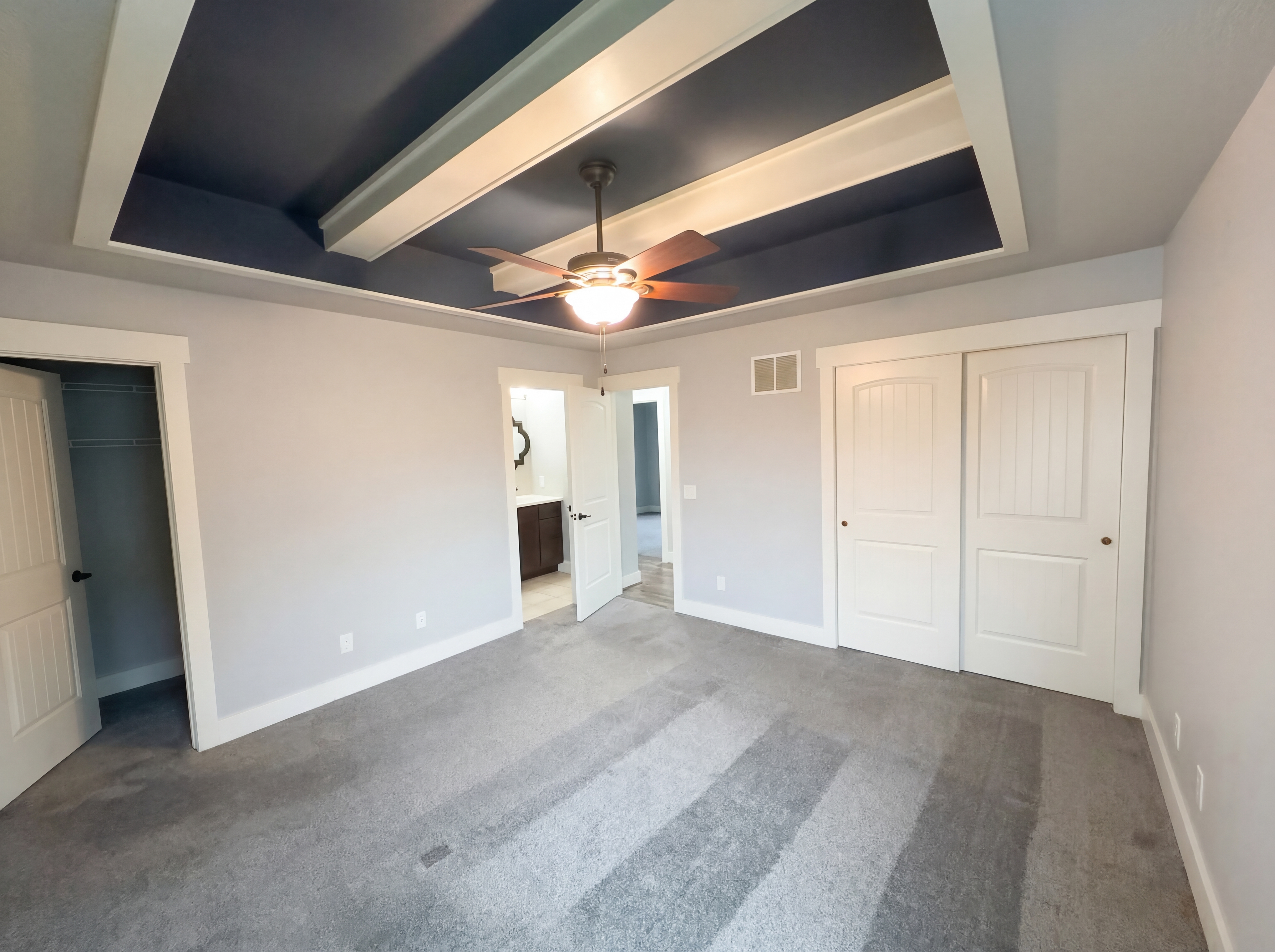 Photo 4 of 24 of 119 Albany Manor Dr, Wentzville, MO