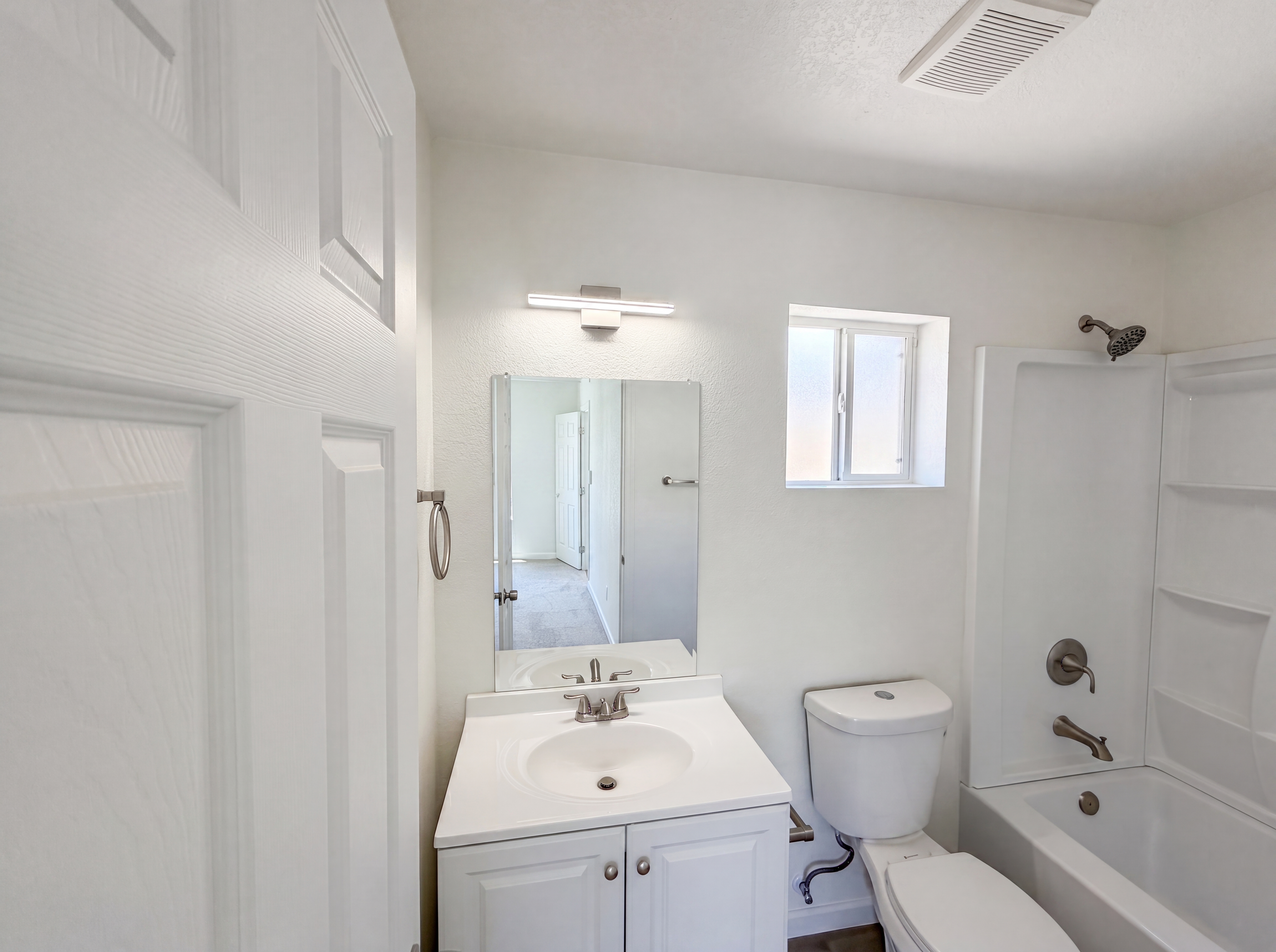 Photo 16 of 18 of 18627 N 33rd Dr, Phoenix, AZ